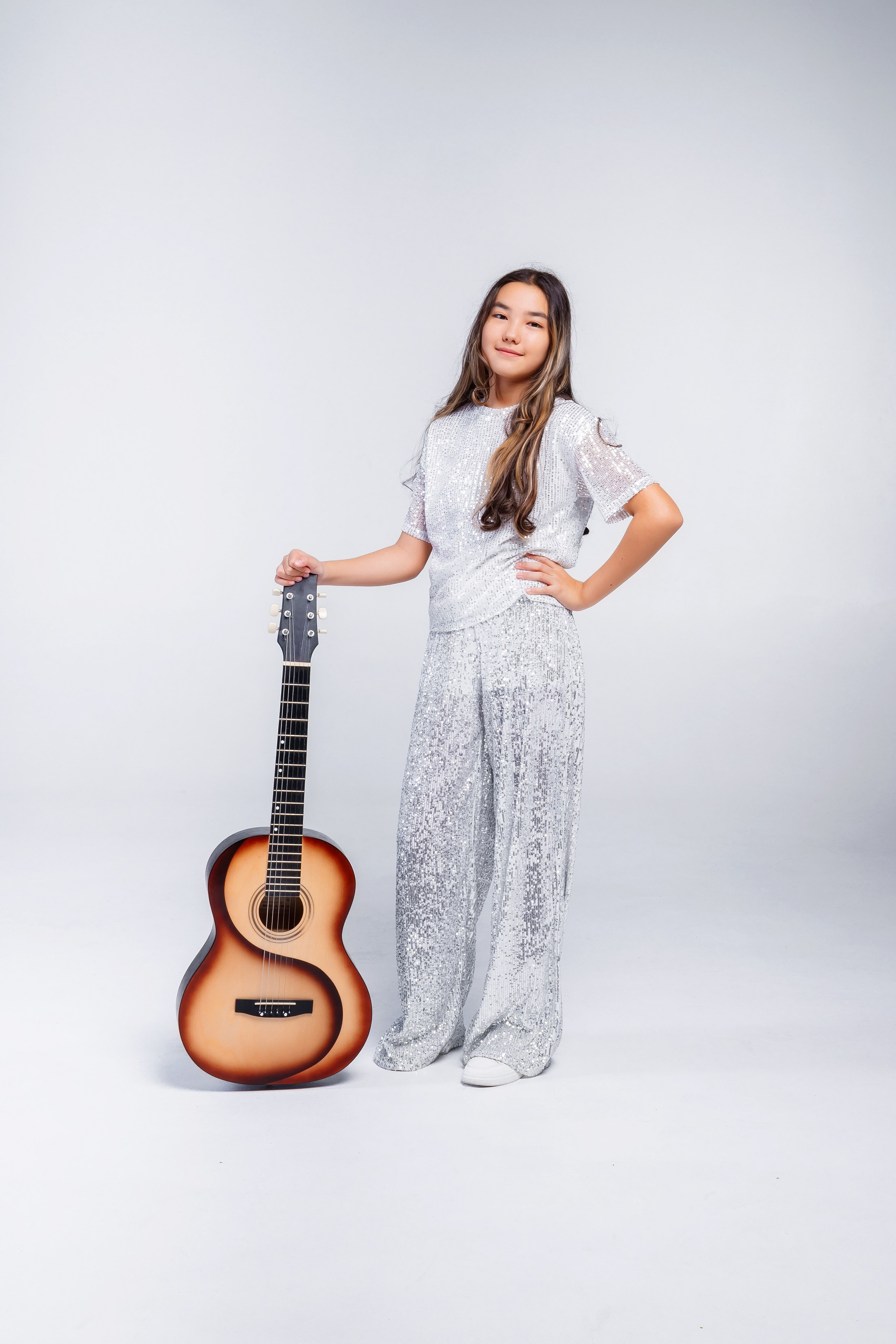 Съемка в студии на Афишу или другие нужды. Семейный и Свадебный фотограф в Астане Александр Астапов