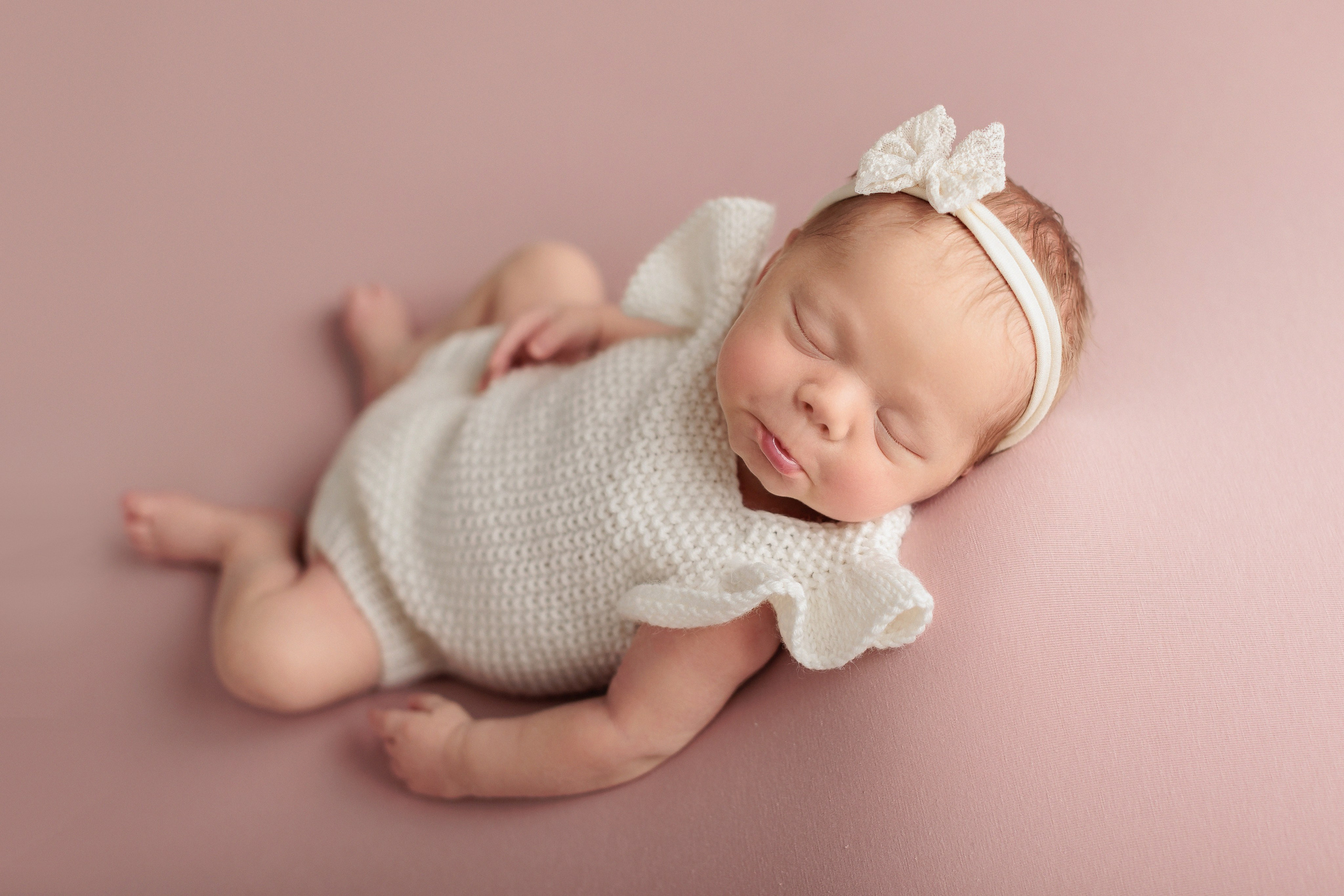 Фотосессия новорожденного серпухов. Семейный фотограф новорождённых в Серпухове Юлия Новикова +79637785957