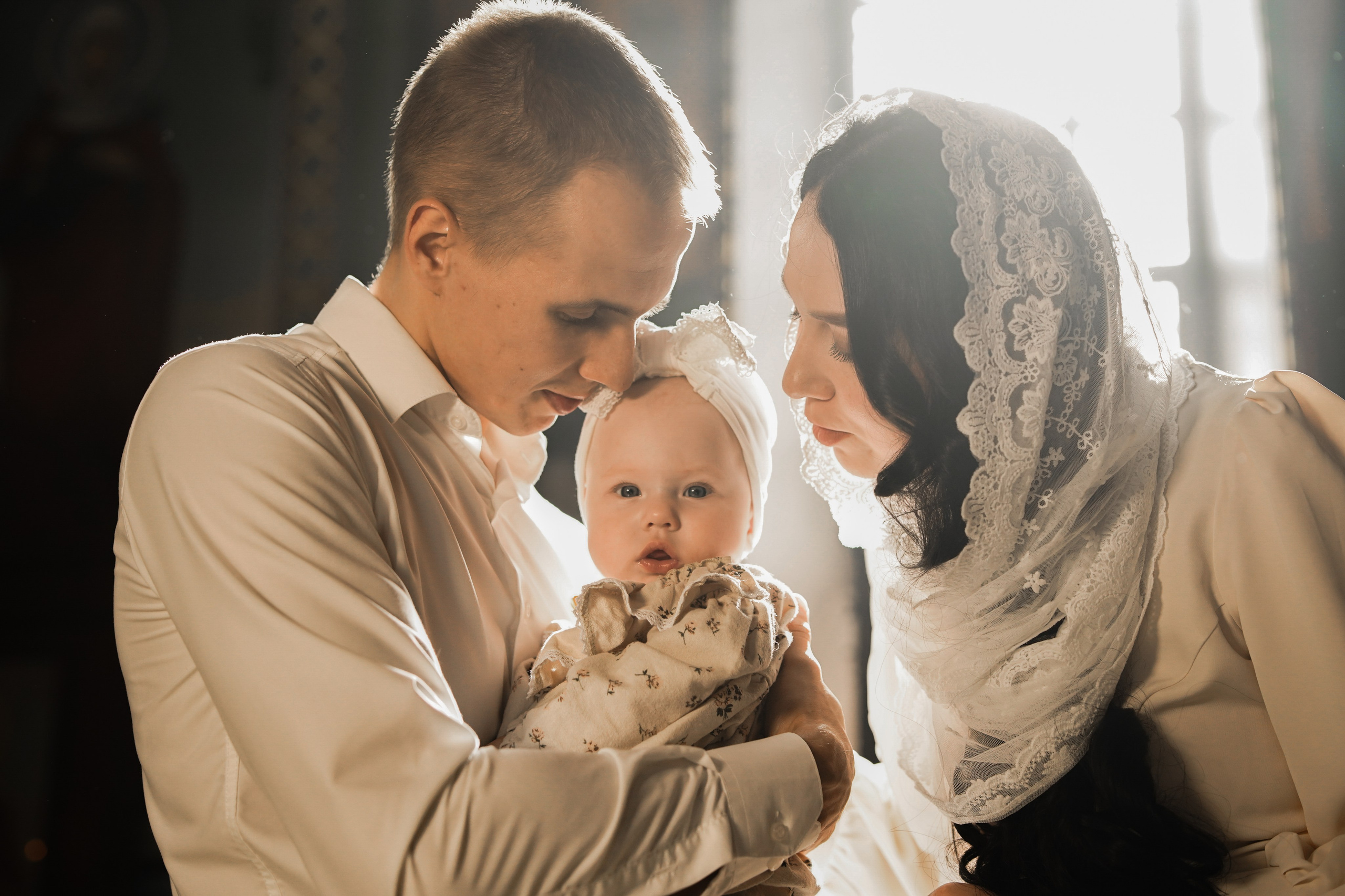 Фотограф на крещение нижний новгород.Церковь Вознесения Господня на Ильинке. Фотограф на крещение и венчание в Нижнем Новгороде.Свадебный Фотограф