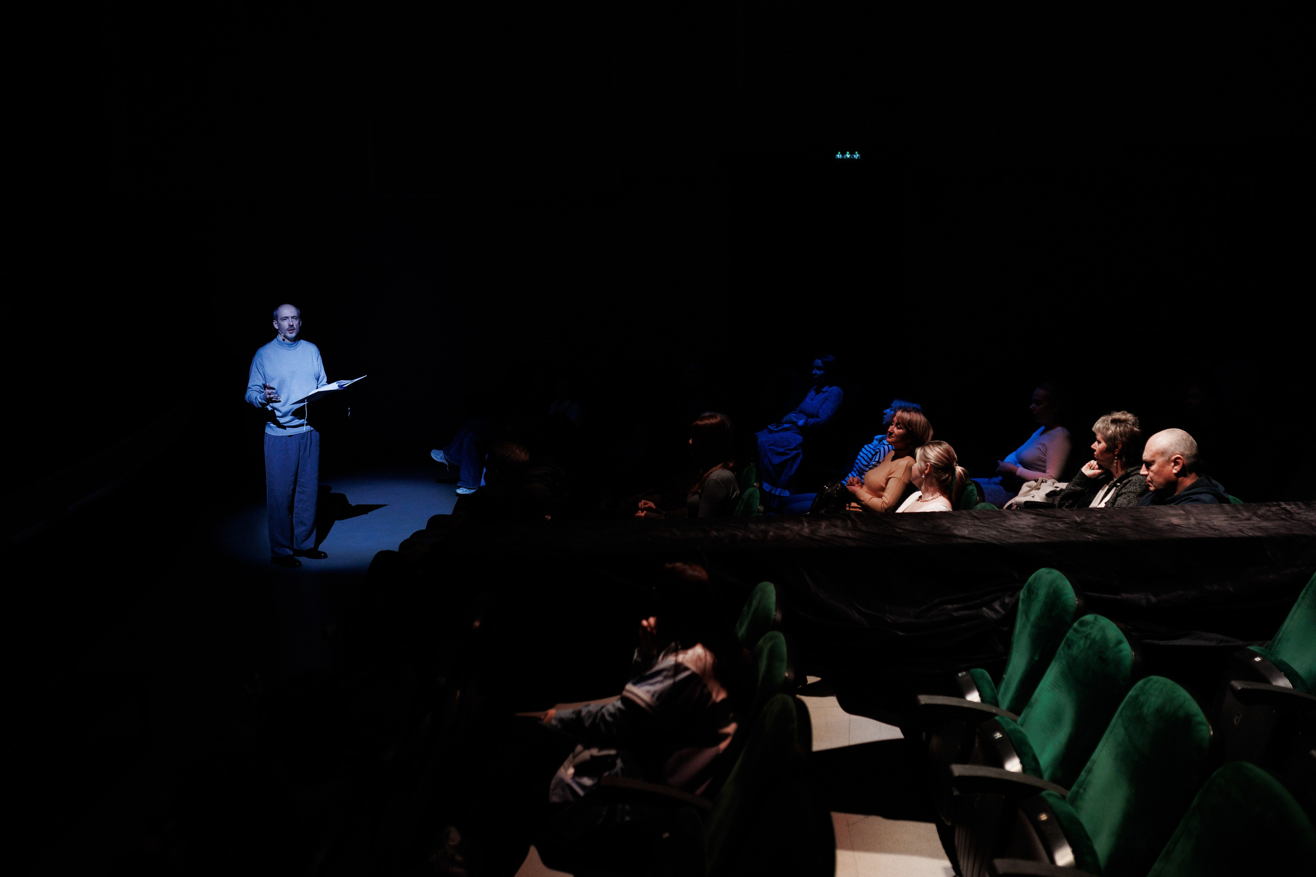 Песнь трех миров. Фотограф городских и семейных событий Артем Карпухин