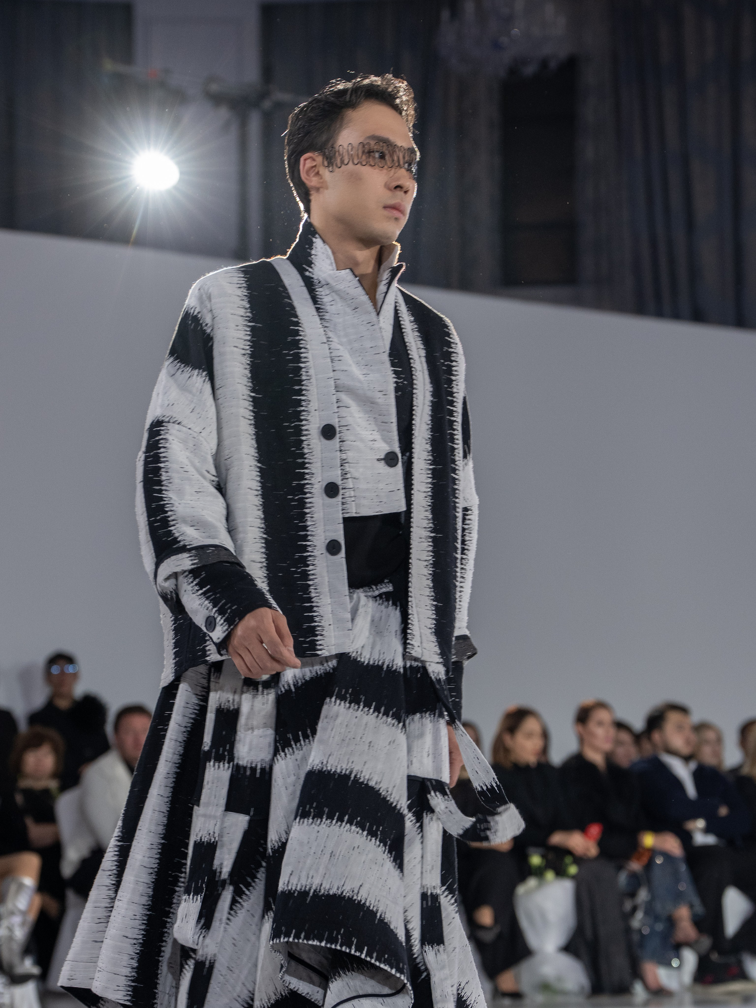 Дизайнер Zalkar. Сайт Алматинского НЮ АРТ, будуар и фэшн фотографа Дениса Карпенко