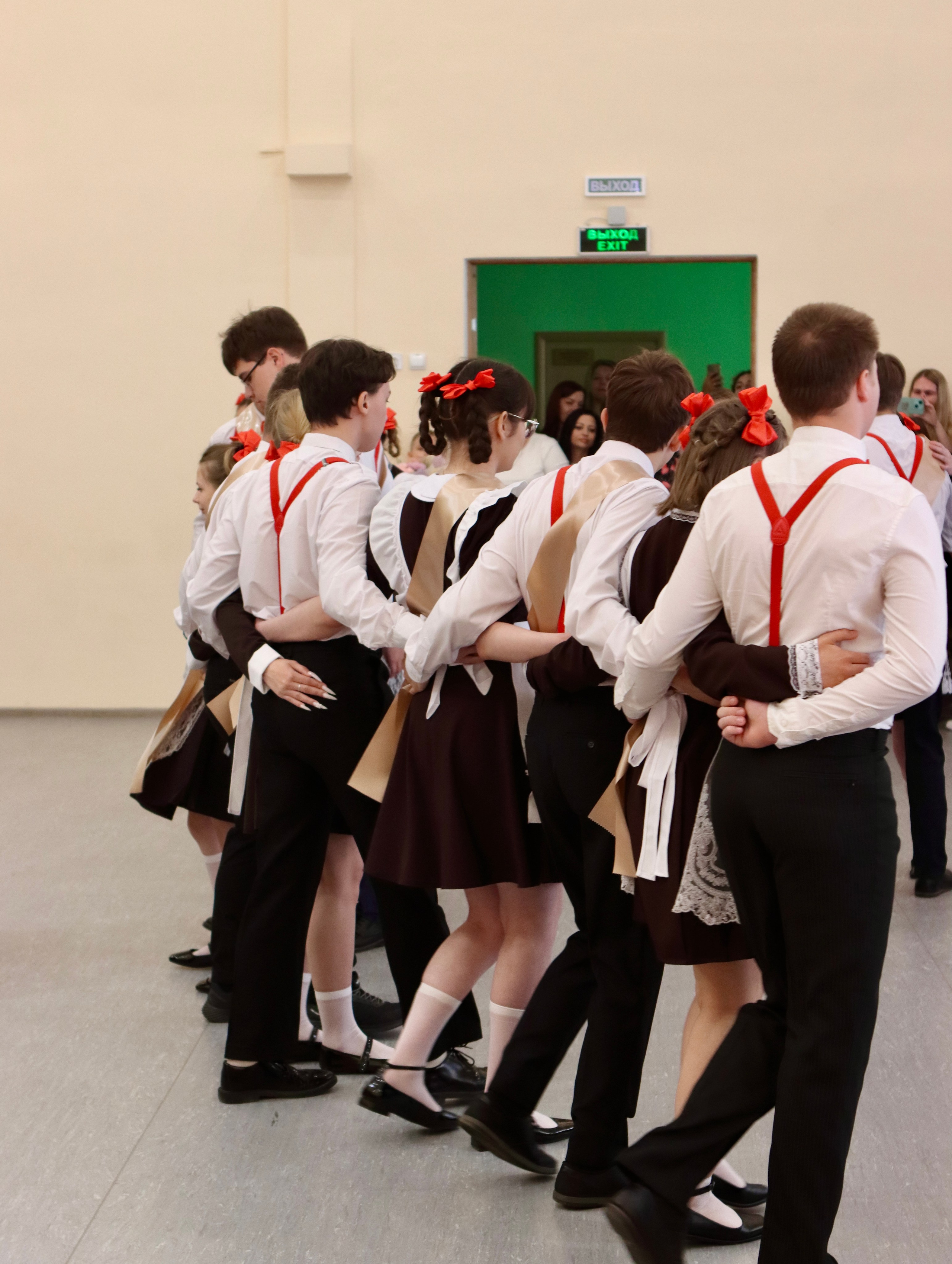 Школьный выпускной. Фотограф в Курске Смирнов Евгений