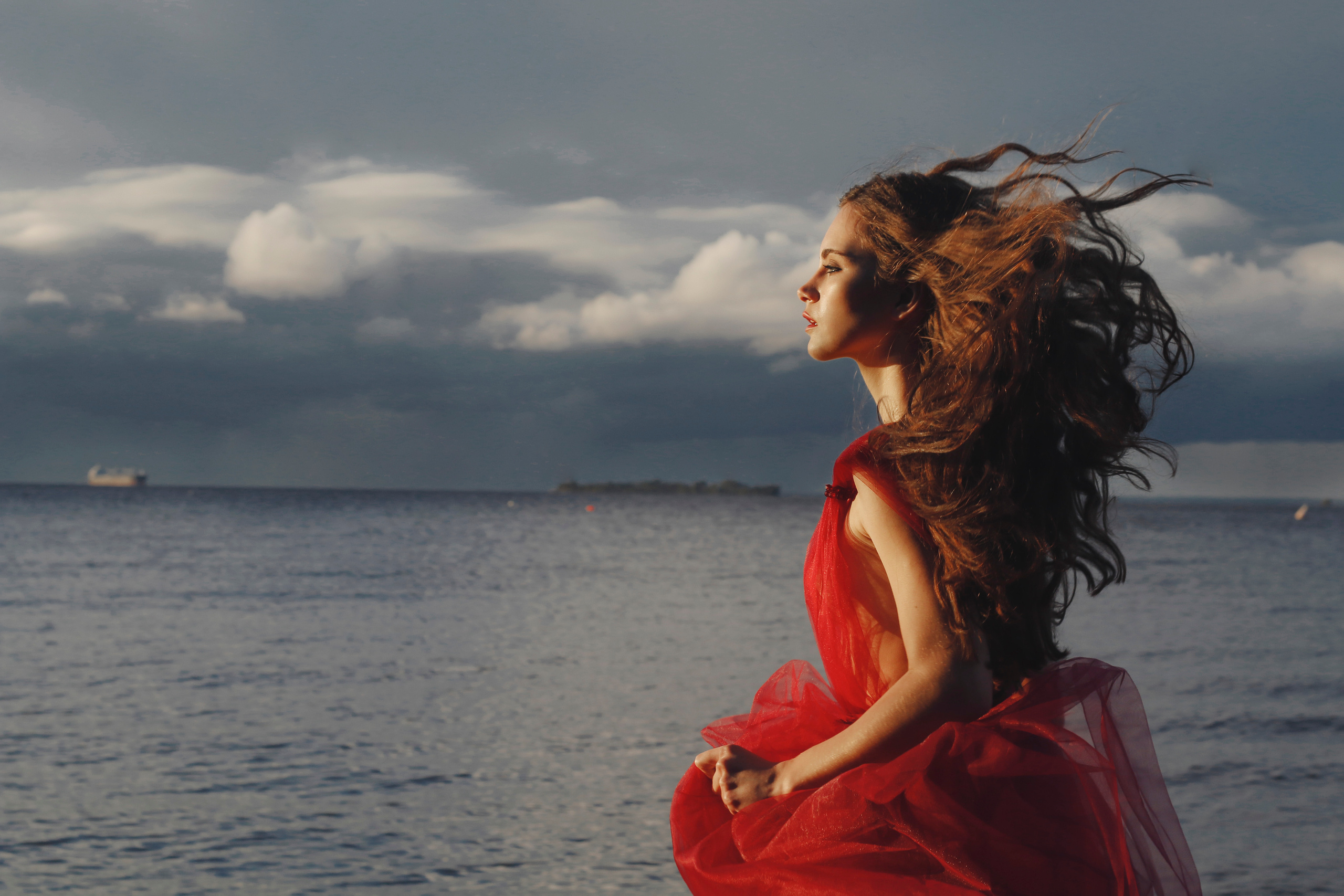 In red. Свадебный, семейный фотограф в Санкт-Петербурге