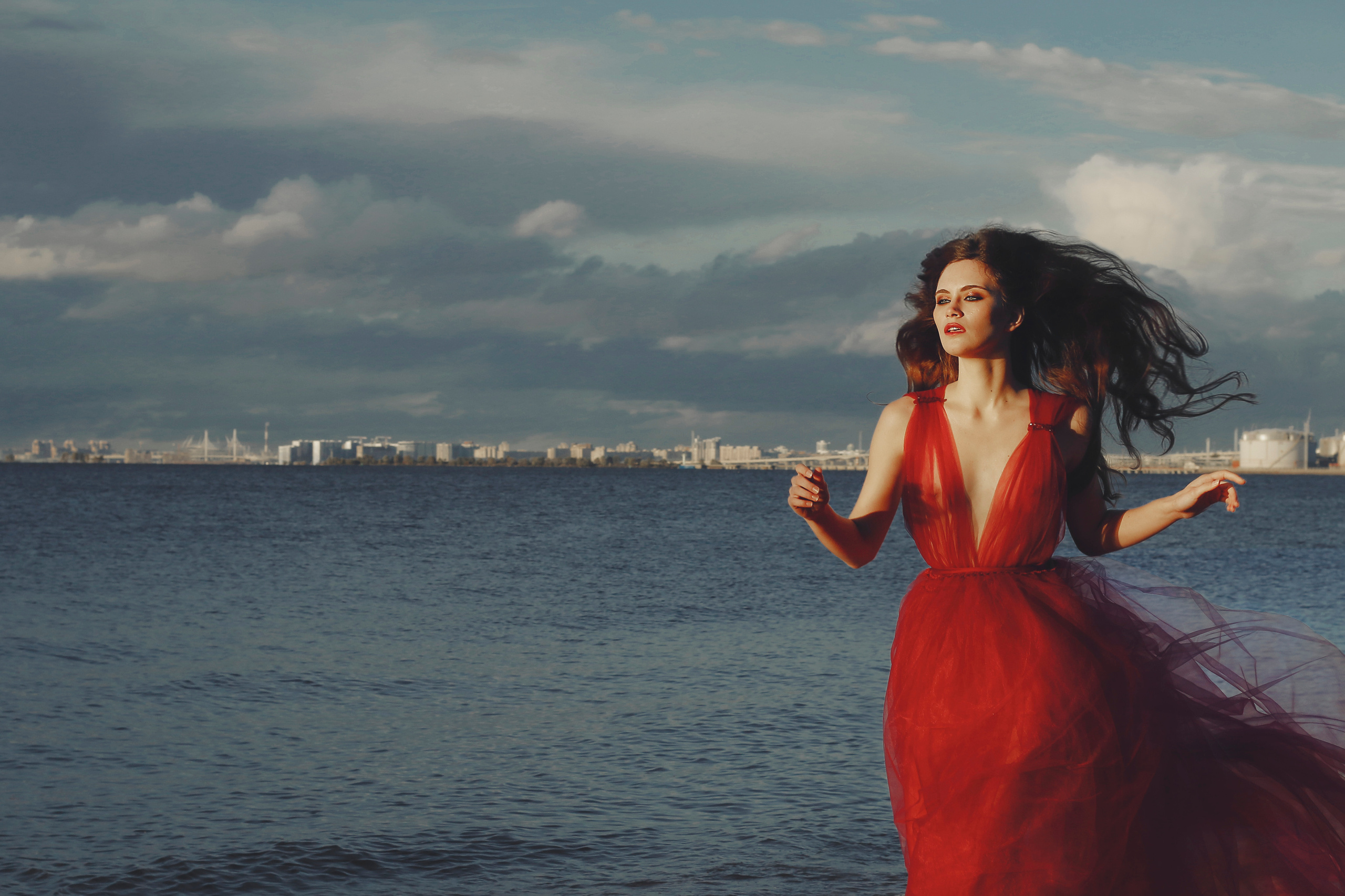 In red. Свадебный, семейный фотограф в Санкт-Петербурге