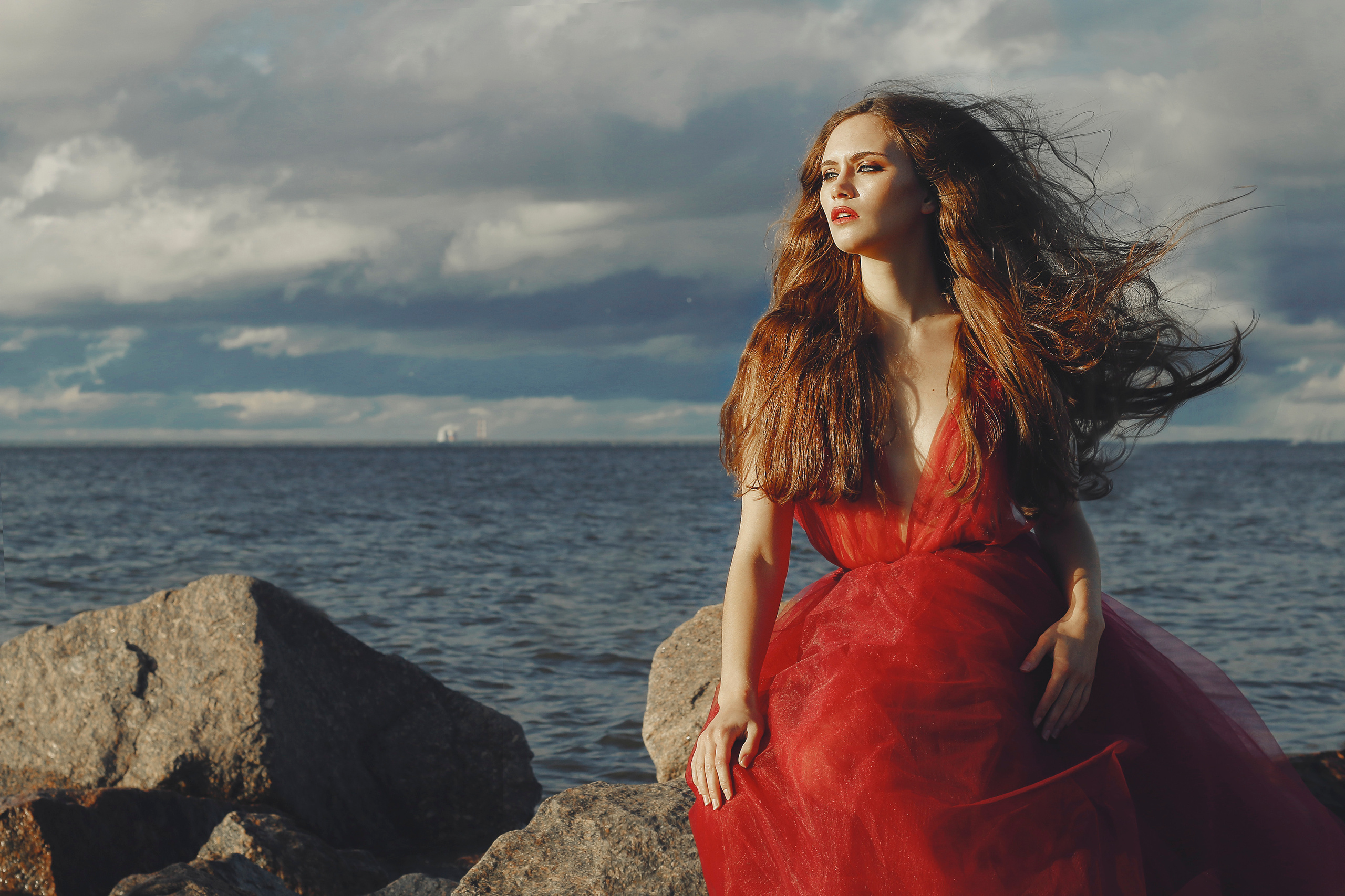 In red. Свадебный, семейный фотограф в Санкт-Петербурге