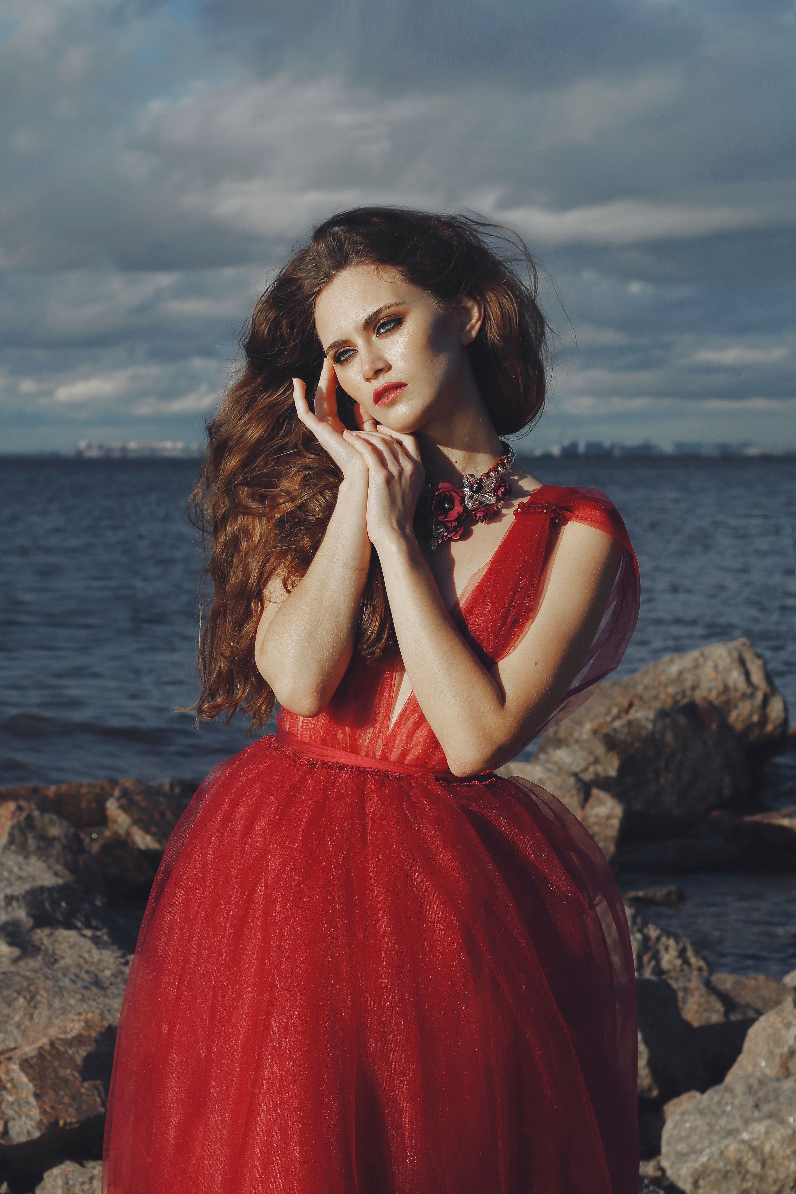 In red. Свадебный, семейный фотограф в Санкт-Петербурге