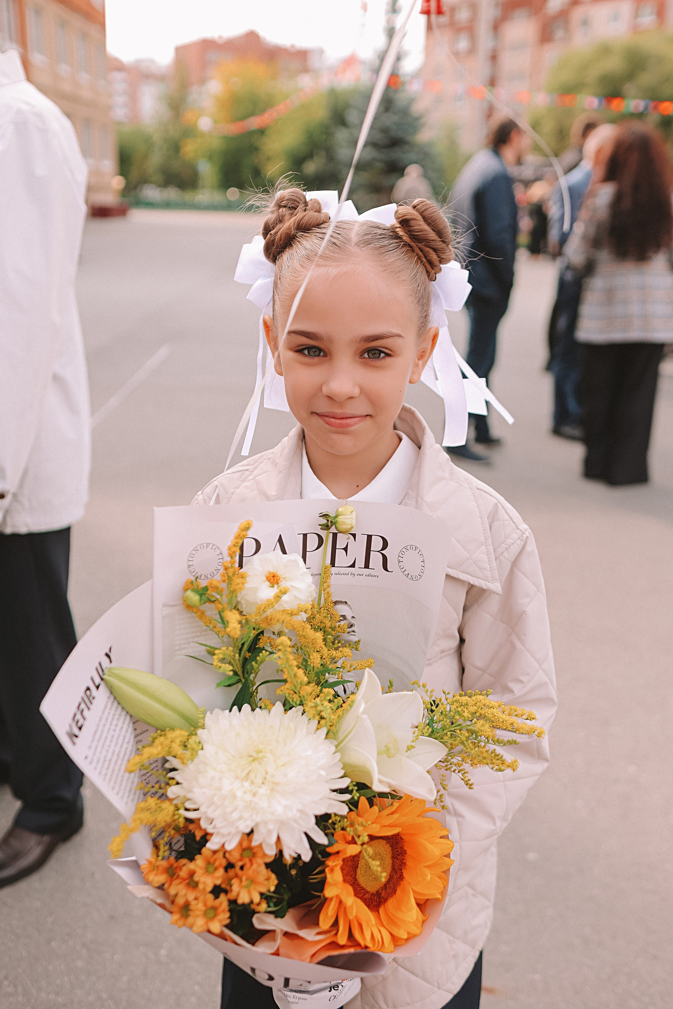 1 сентября линейка+кл час+портреты. Семейный фотограф Тюмень, фотограф на роды Салмина Мария