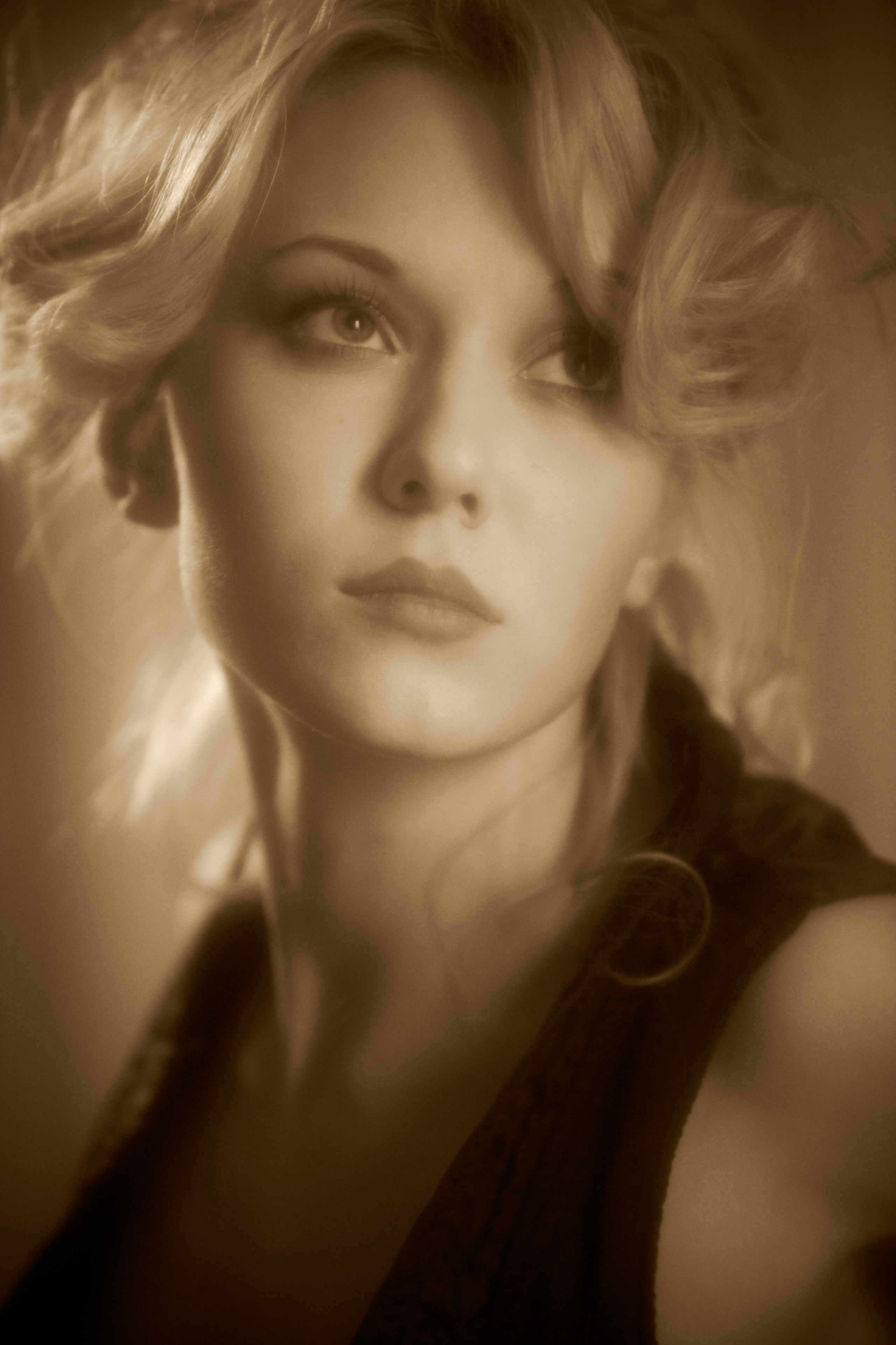 Портреты взрослых от фотографа Ильи Бандорина. Фотограф Илья Бандорин