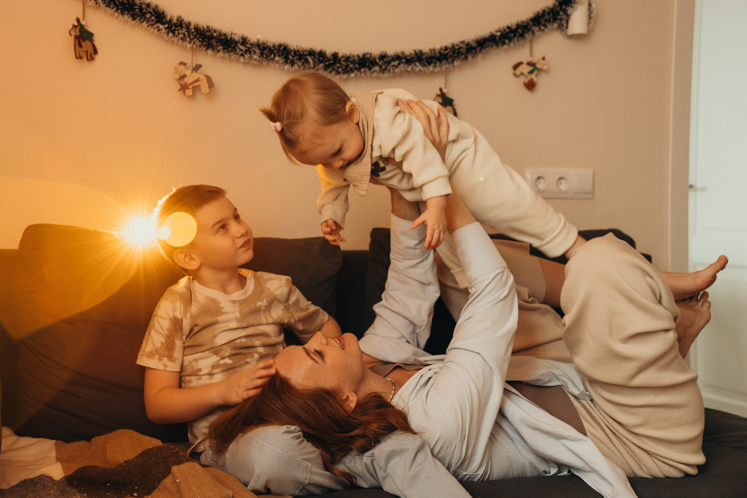 Анастасия, Ярослав и Асия