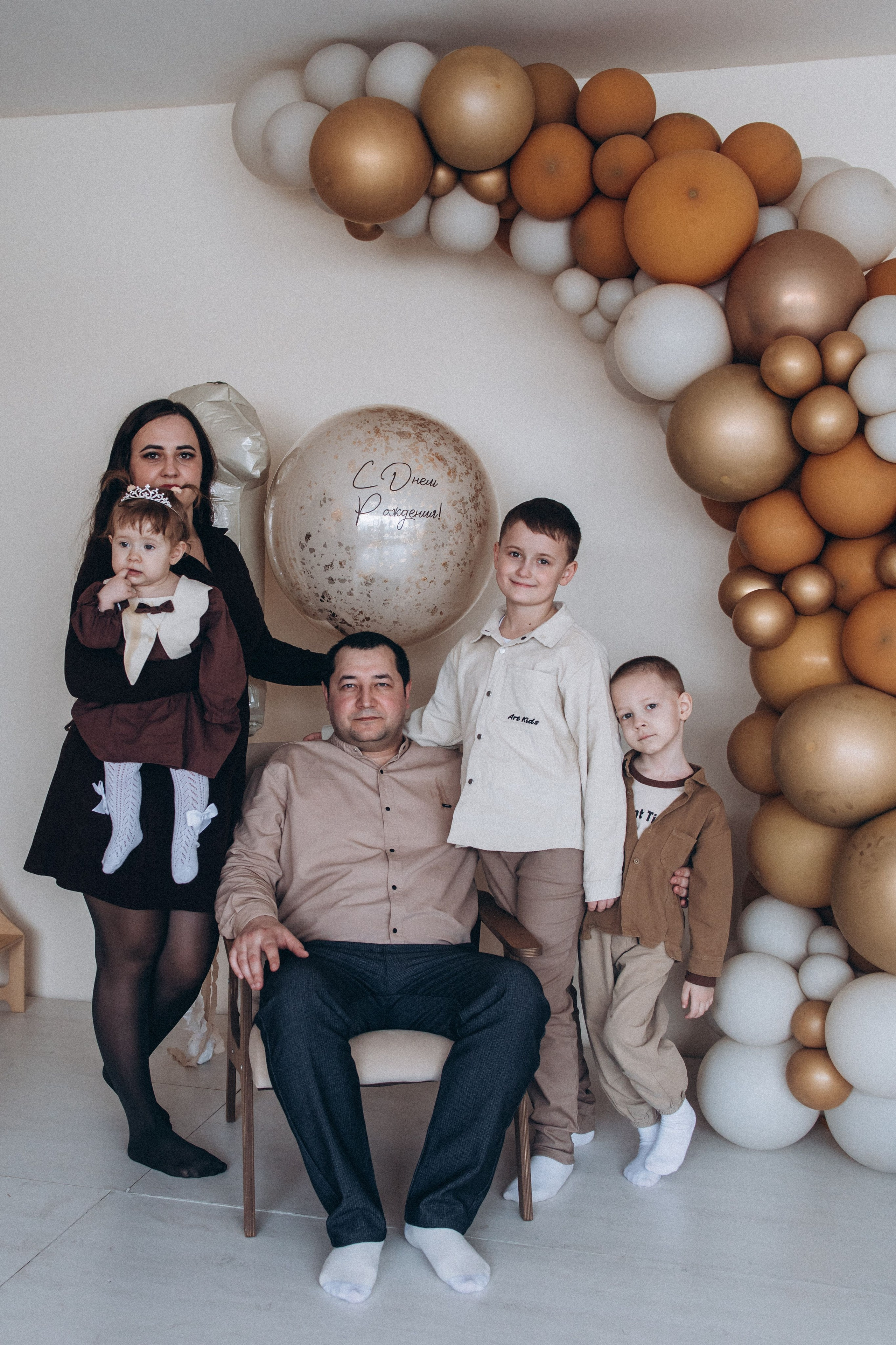 Годик лапочке дочке. Семейный фотограф Нижневартовск Тюмень Ефимова Ирина