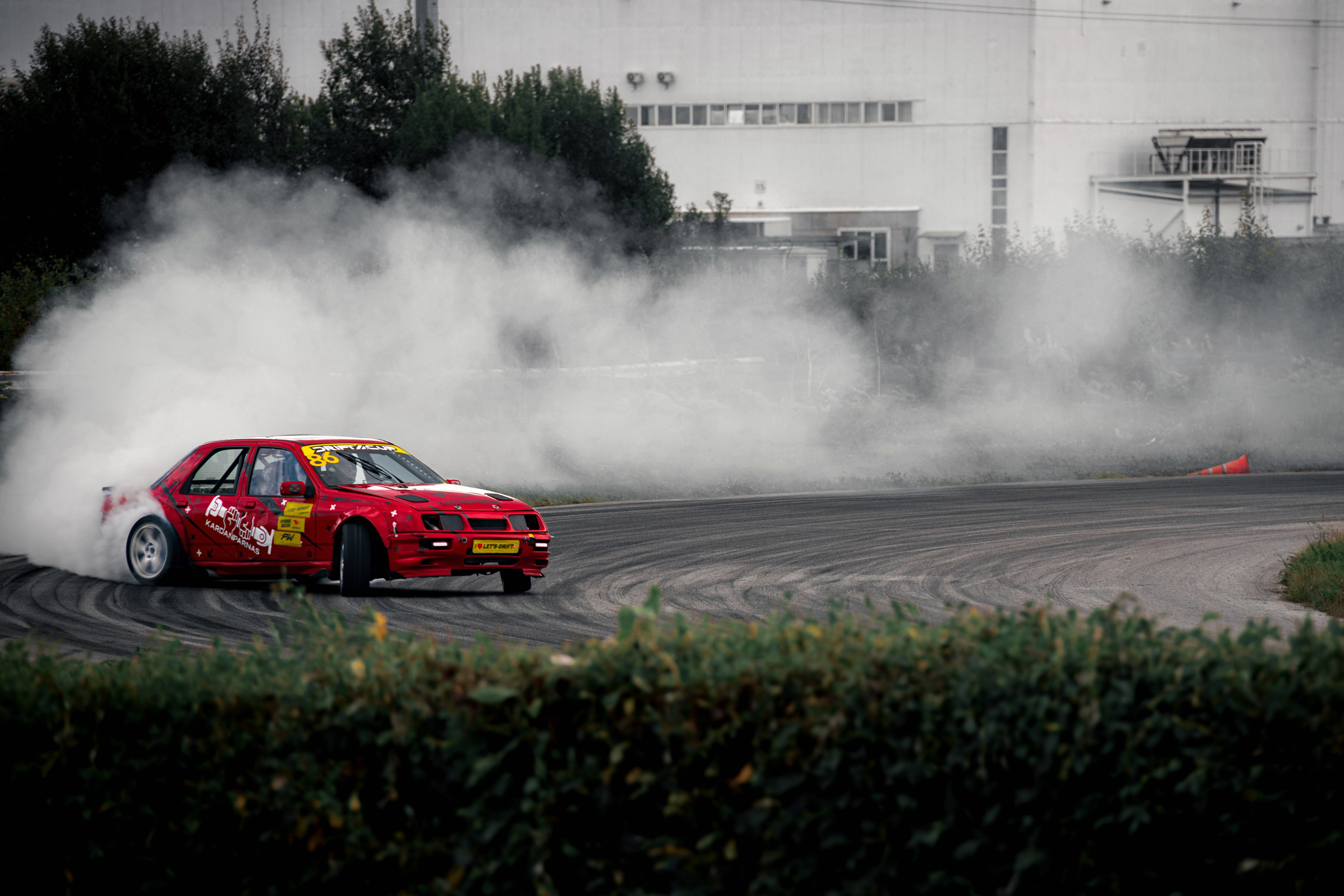Фотосъемка дрифта в Санкт-Петербурге | Энергичные кадры для спортивных медиа