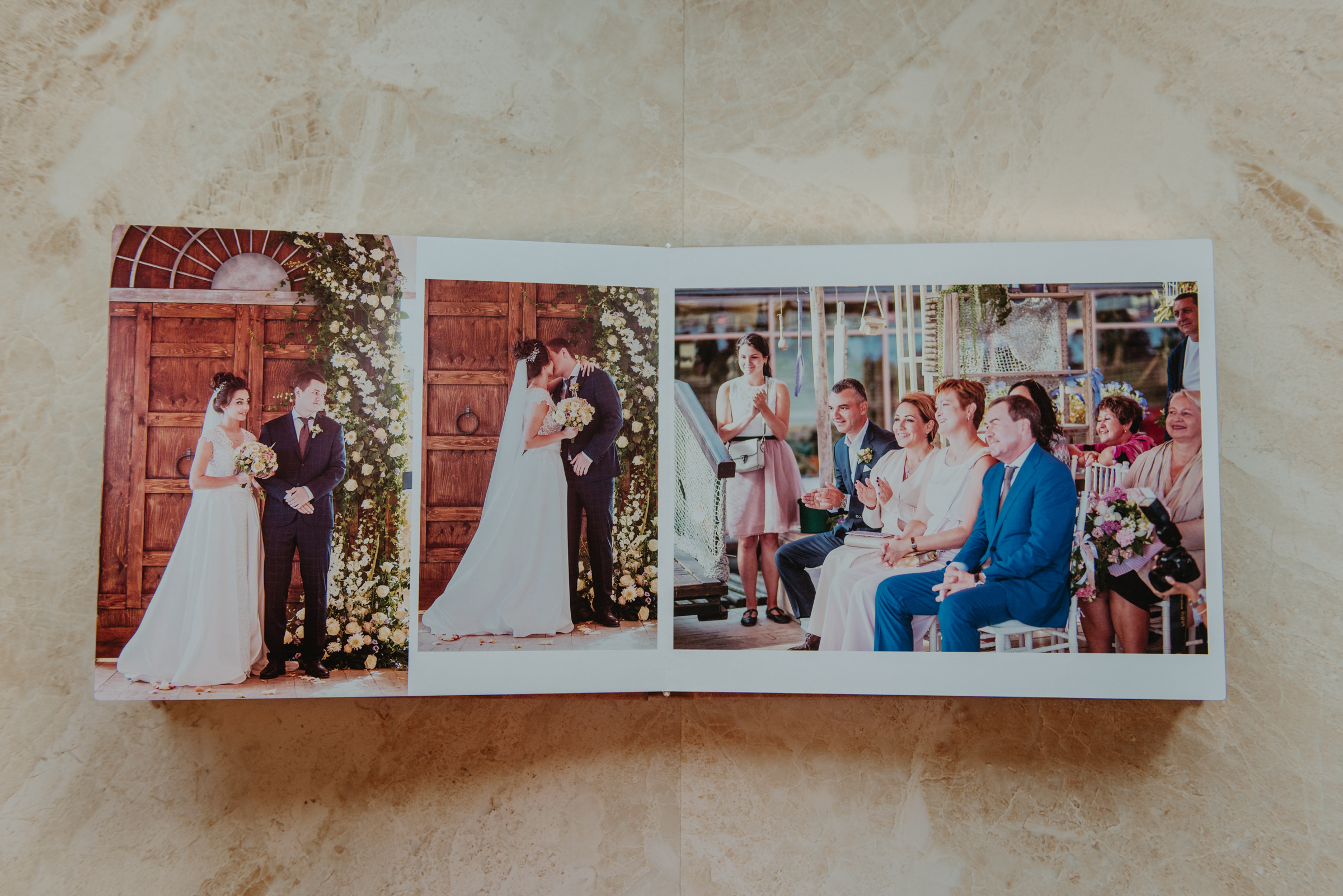 Заказать свадебную книгу в Санкт-Петербурге