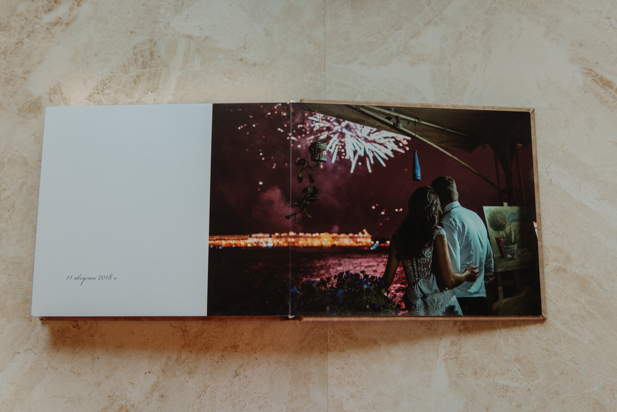 Заказать свадебную книгу в Санкт-Петербурге