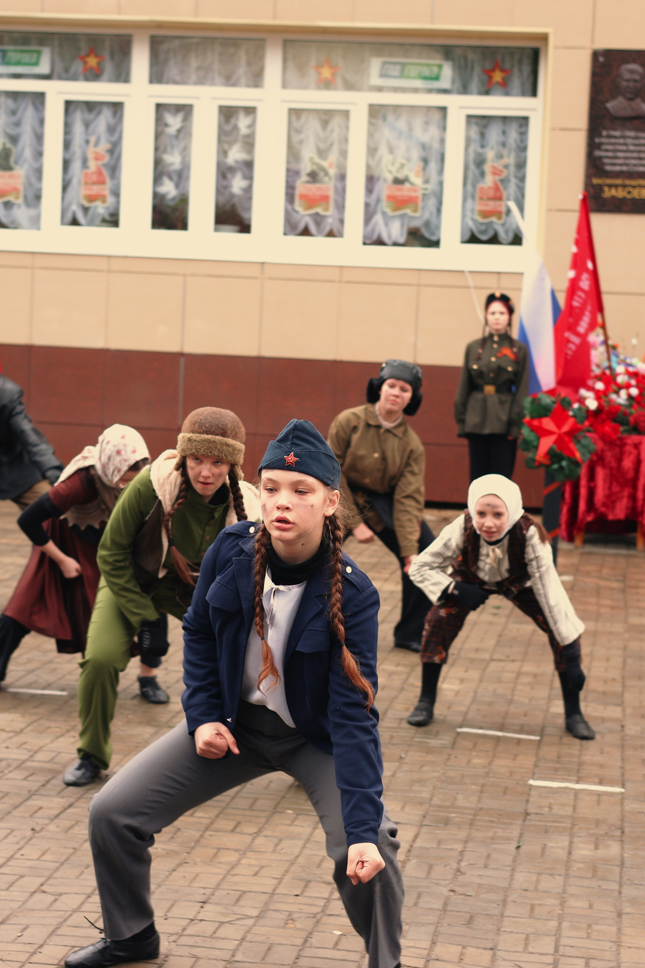 9 мая — «Родной дом». Фотограф в городе Киров Денис Вербин