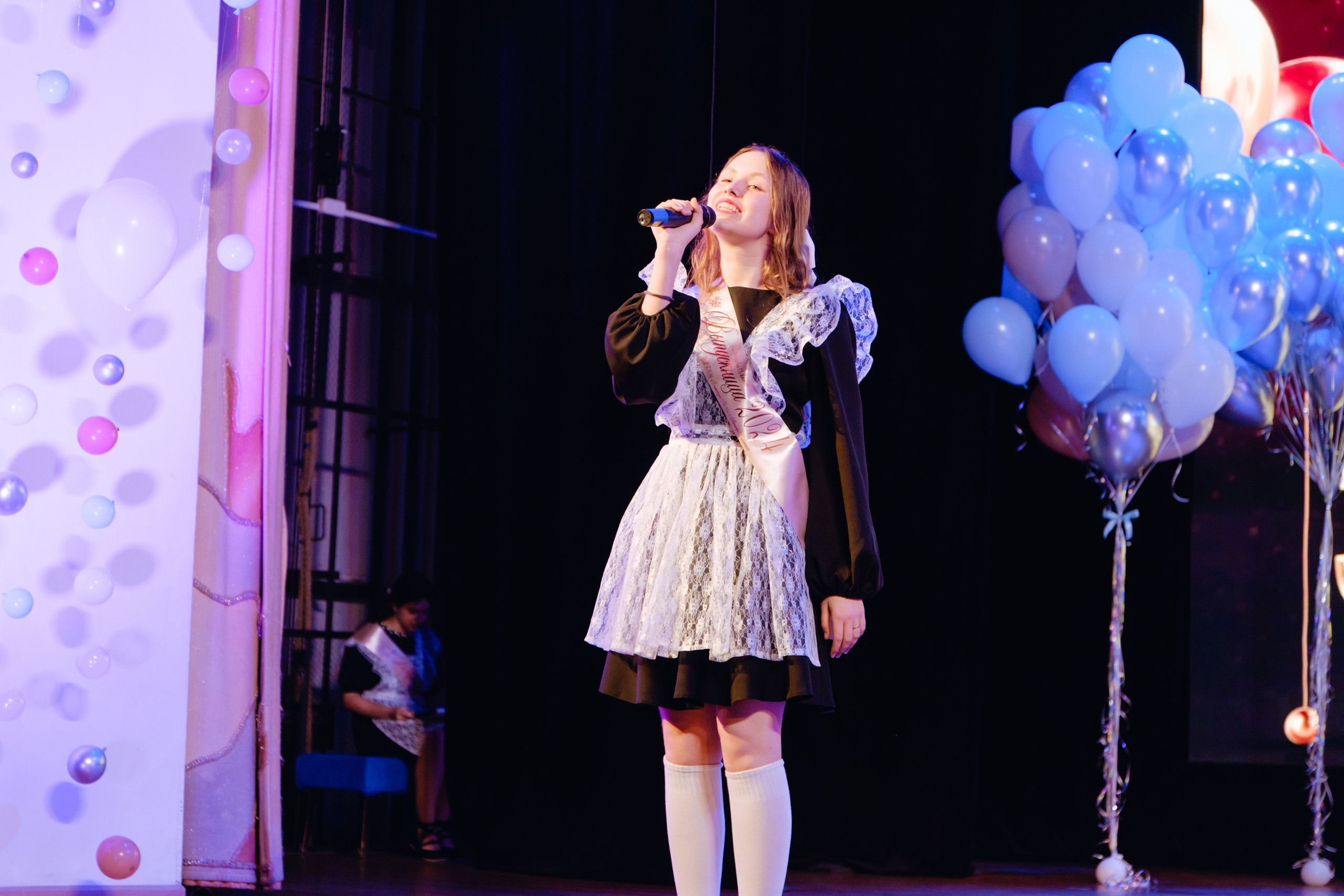 Последний звонок 11 класс. Фотограф Софья Володкина