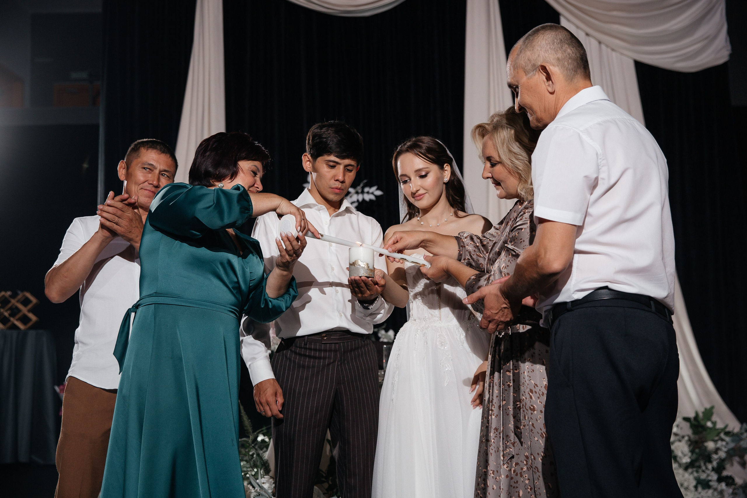 Уютная свадьба — Аскар и Катя на Марсовом поле. Свадебный фотограф в Оренбурге Илья Володьков