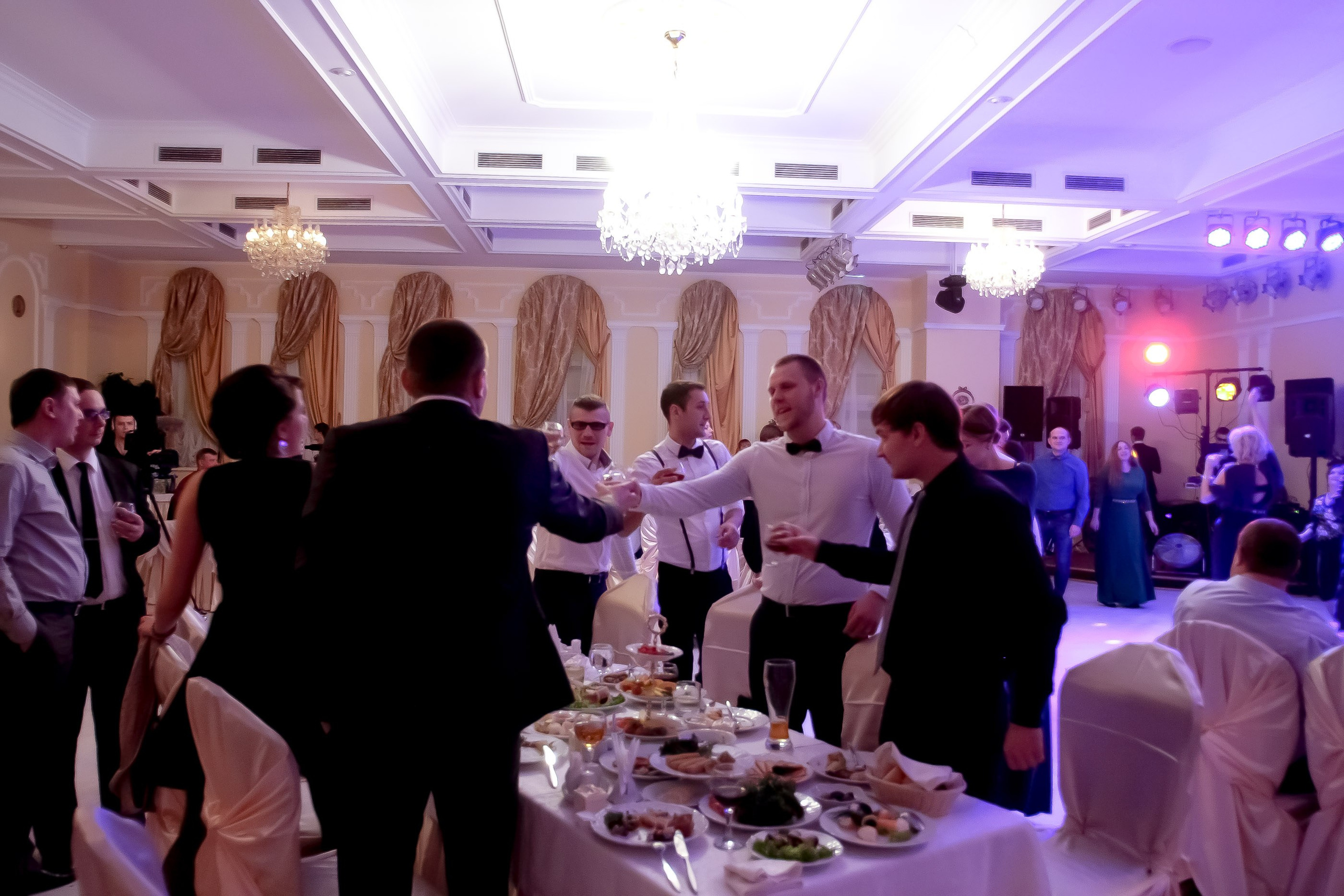 Банкет/Banquet. Максим Матвийченко и Виктория Басова профессионалы своего дела