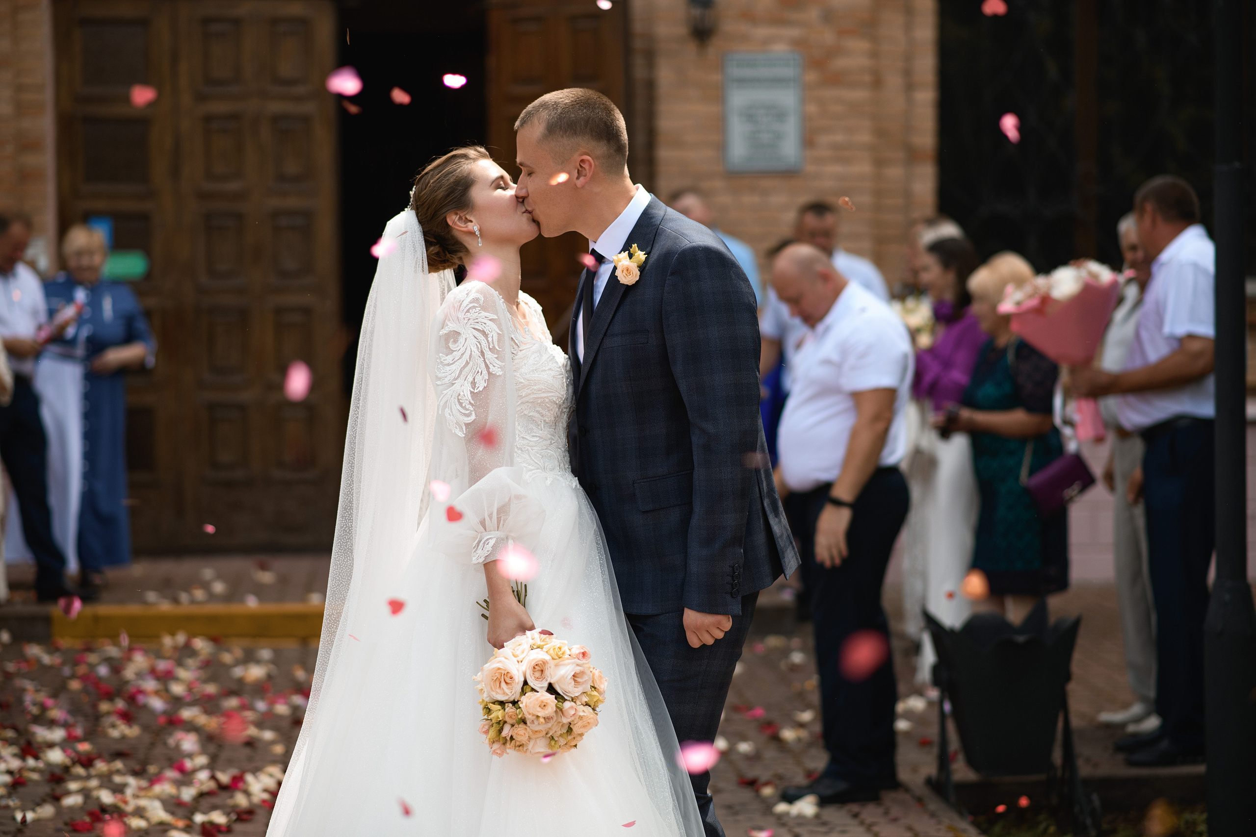 Александр и Юлия. Свадебный фотограф Белгород Валуйки Старый Оскол Воронеж