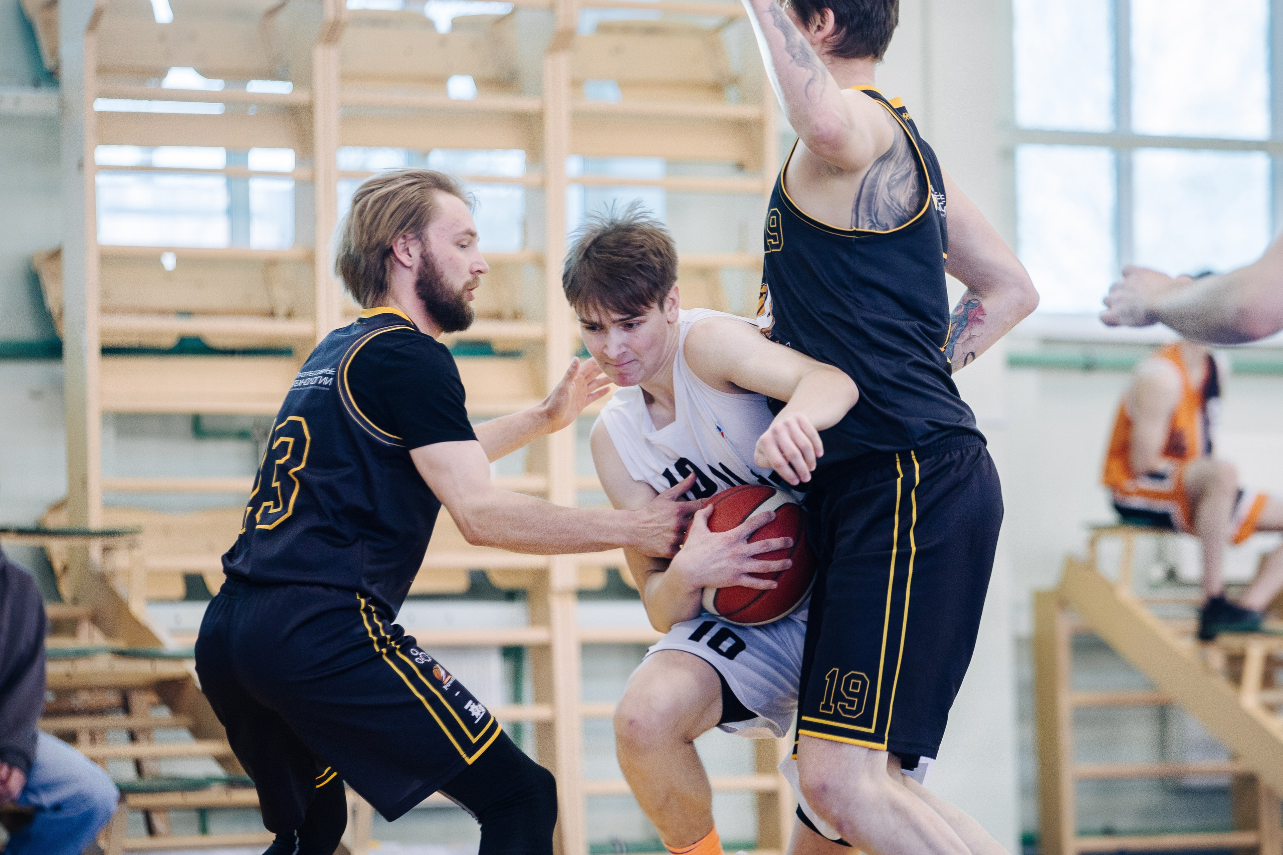Любительский Чемпионат Магнитогорска по баскетболу // 09.02.25. Денис Прохоров Фотограф в г. Магнитогорск