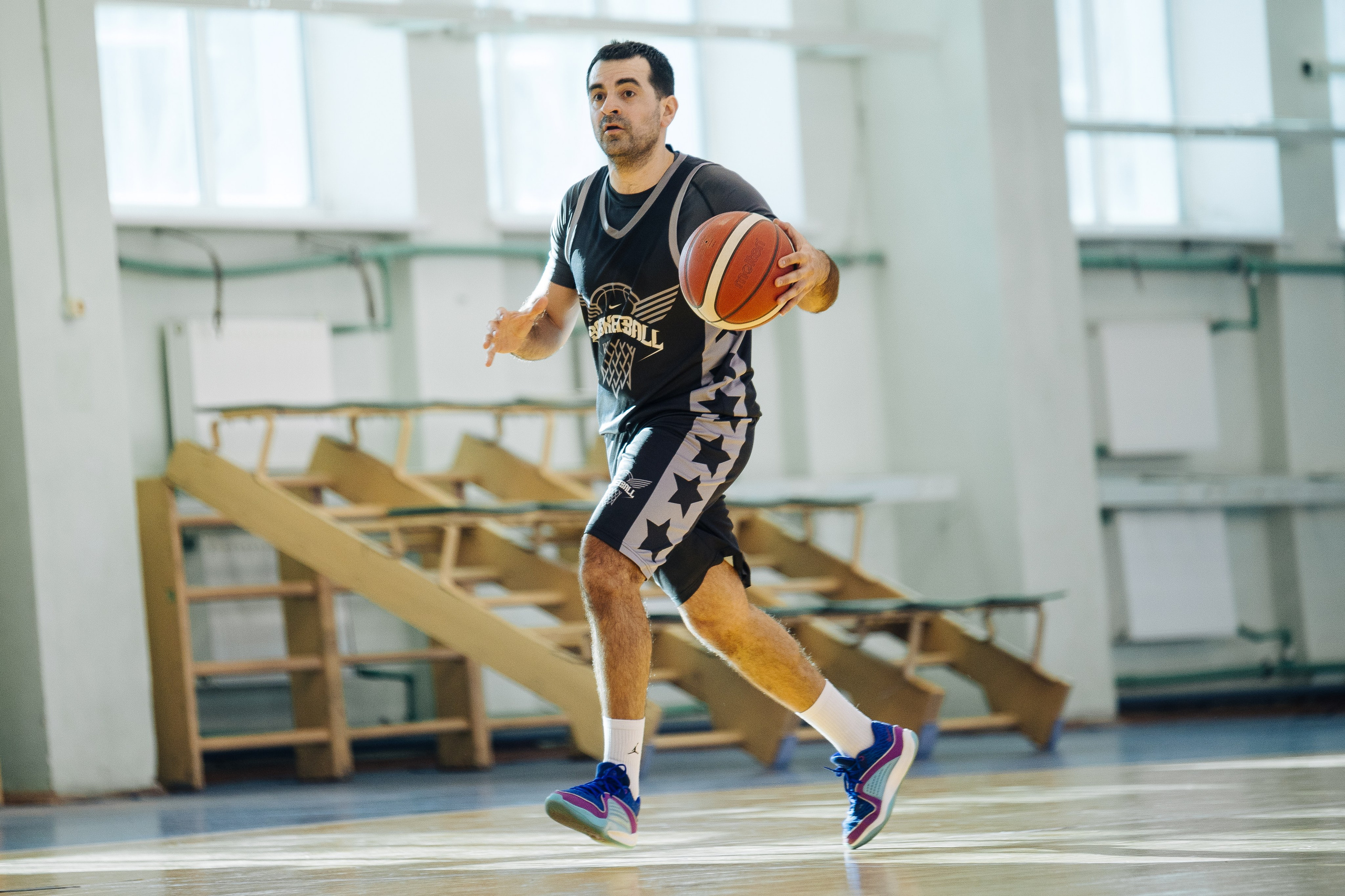 Любительский Чемпионат Магнитогорска по баскетболу // 09.02.25. Денис Прохоров Фотограф в г. Магнитогорск