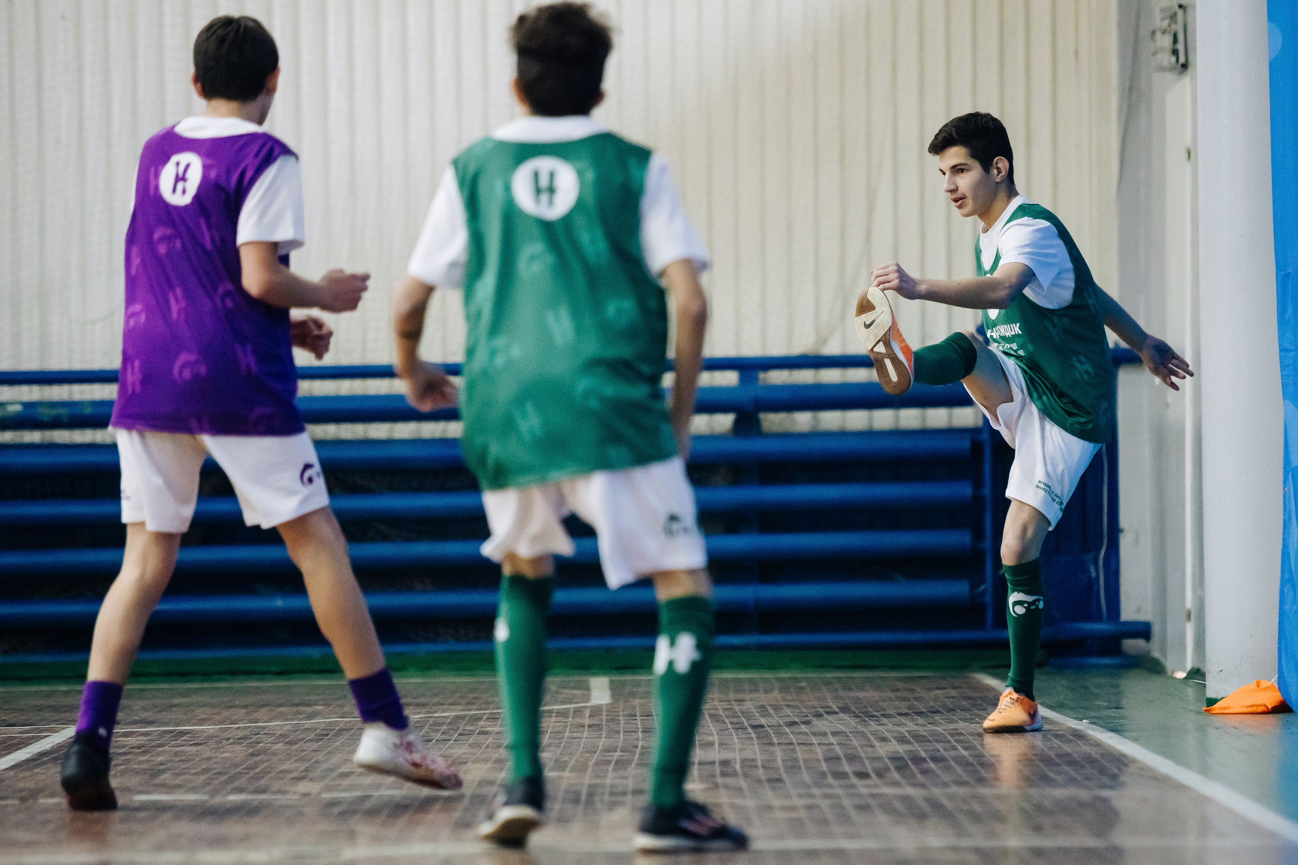 Турнир по футболу среди команд школ-интернатов Магнитогорска «Надеждик CUP» // 08.12.2024. Денис Прохоров Фотограф в г. Магнитогорск