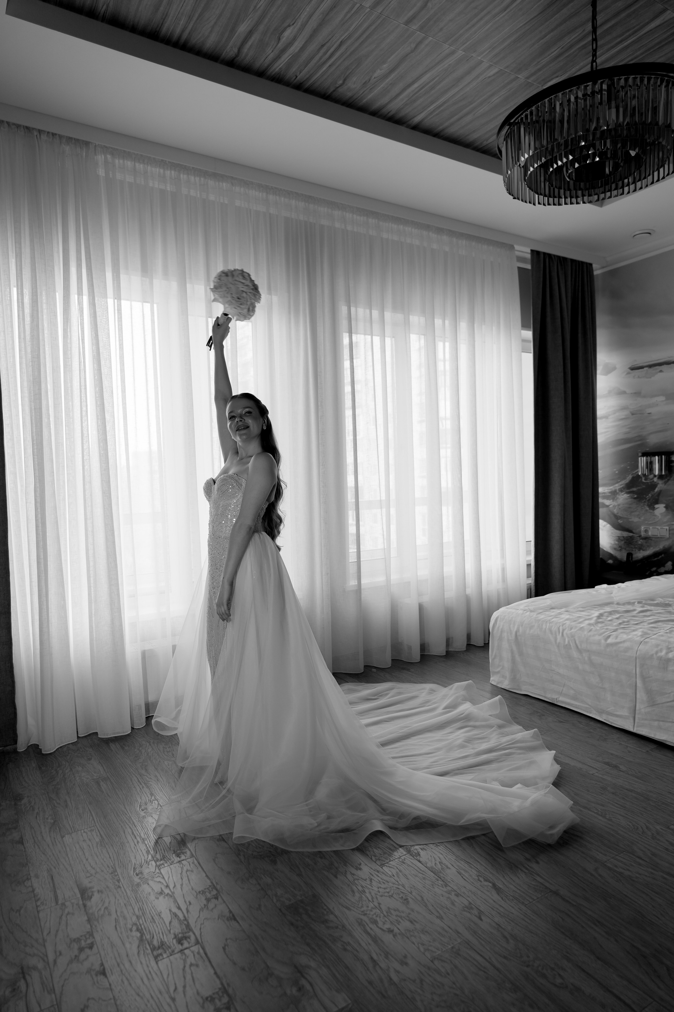 СВАДЕБНАЯ СЬЕМКА СБОРОВ В ОТЕЛЕ И ВЫЕЗД НА ЦЕРЕМОНИЮ (СНЯТО В СИБИРЕ В НИЖНЕВАРТОВСКЕ). Профессиональный фотограф, Санкт-Петербург — Виктория Богомолова