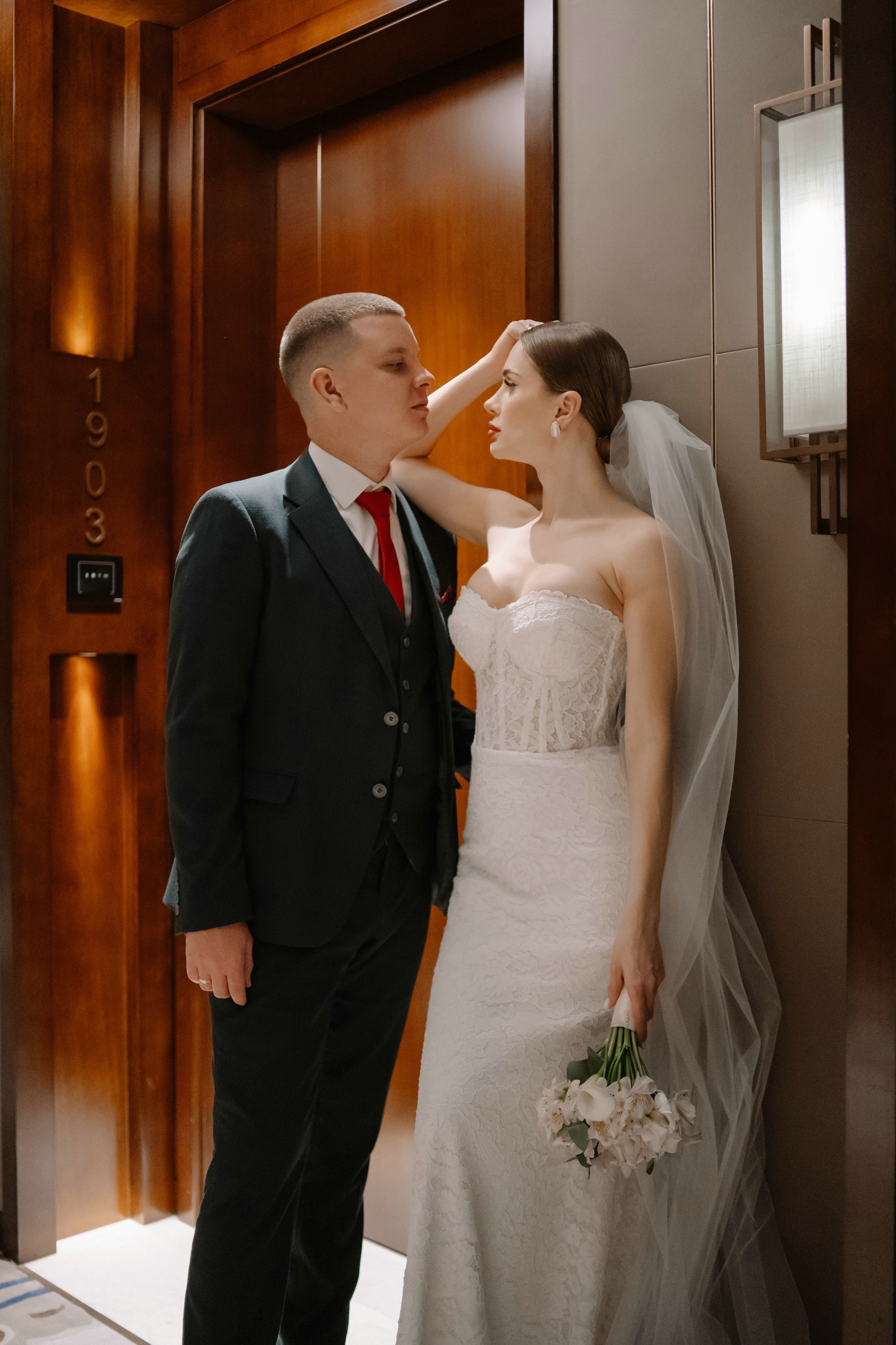 Свадебная фотосессия в Soluxe hotel Moscow. Свадебный и семейный фотограф в Москве Светлана Зоткина