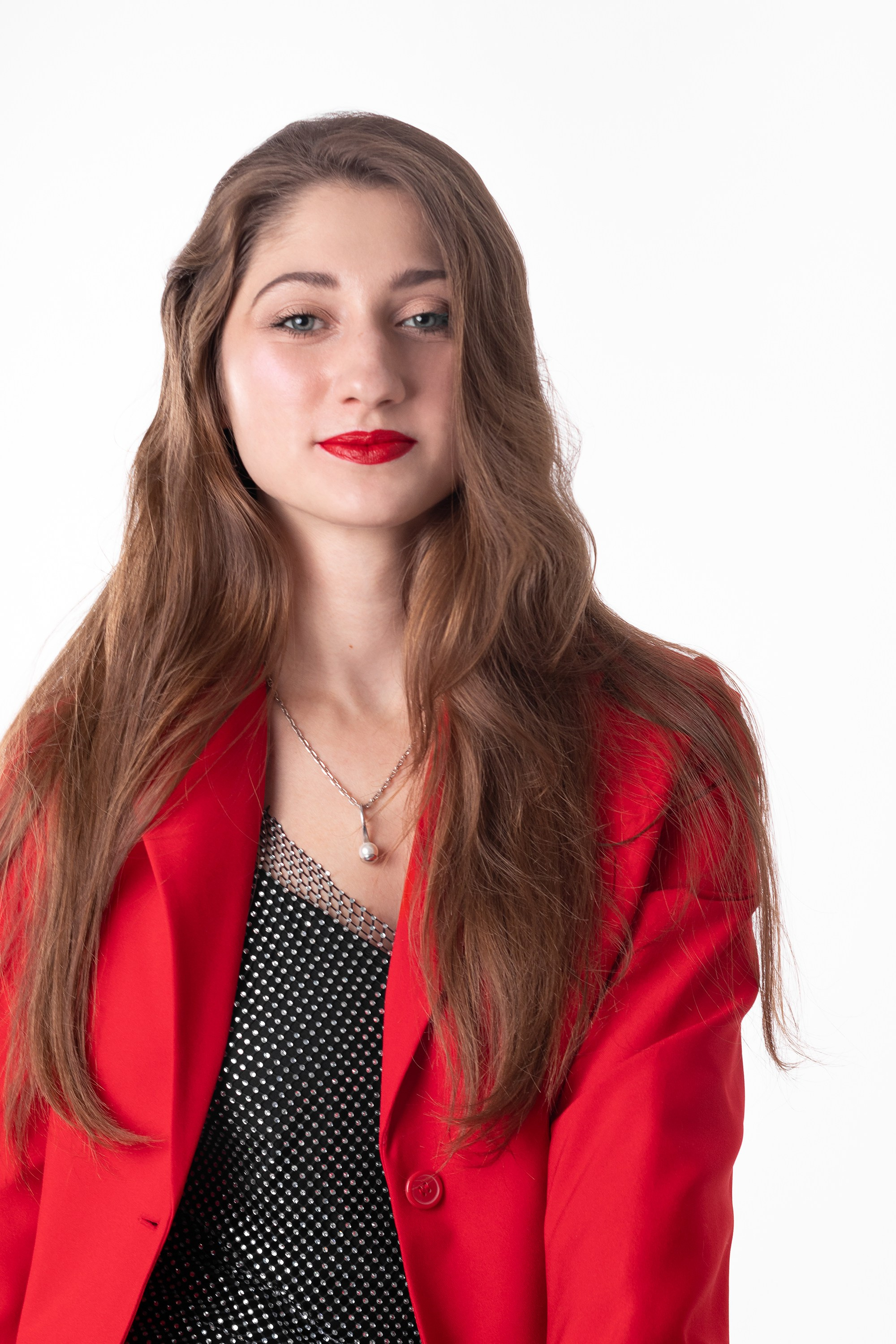 Стилизованная съемка в студии. AI Фотограф Краснодар: мужские и женские фотосессии, стилизация съемки. Нейро-фотосессии онлайн