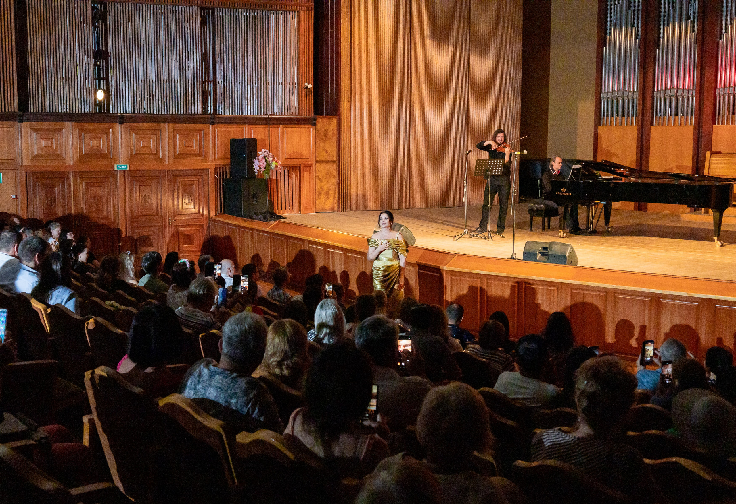 Оксана Фёдорова оперетта. Семейный и Свадебный фотограф в Сочи