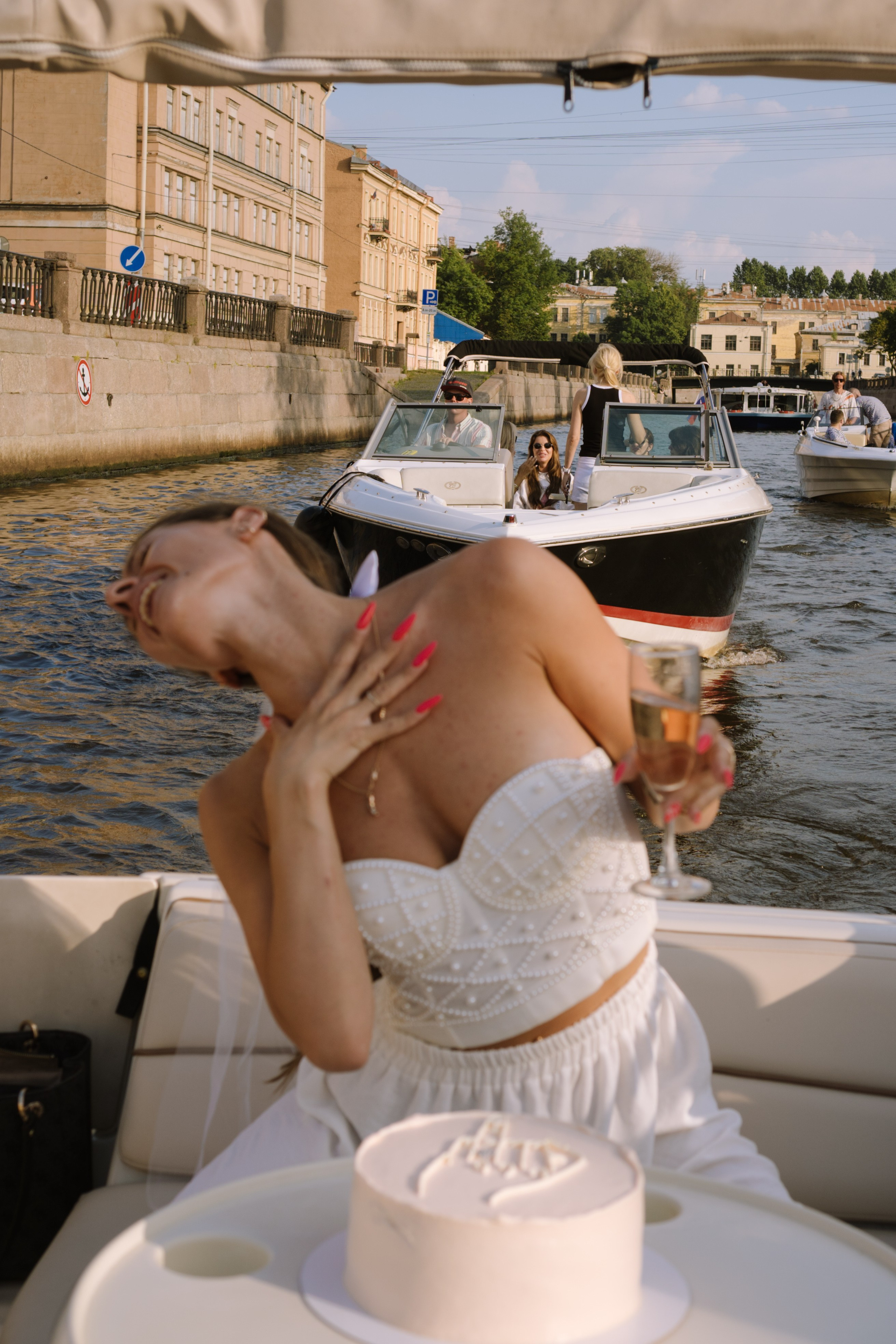 ДЕВИЧНИК НА КАТЕРЕ. Профессиональный фотограф, Санкт-Петербург — Виктория Богомолова