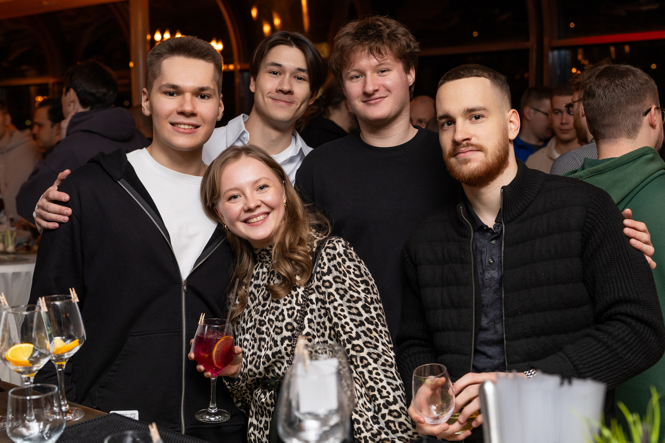 Корпортитв на теплоходе. Фотограф в Москве Десятова Ксения