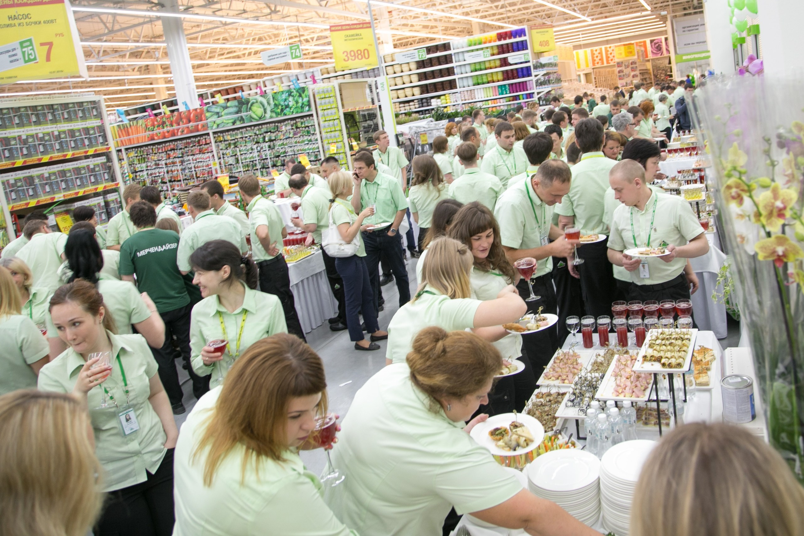 Репортажная фотосъемка открытия магазина в Санкт-Петербурге. Свадебный и Репортажный фотограф в Санкт-Петербурге