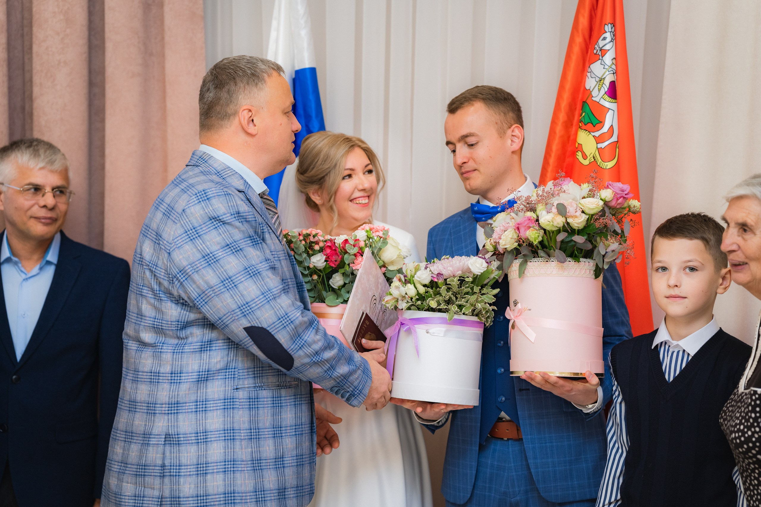 Большой свадебный день с венчанием