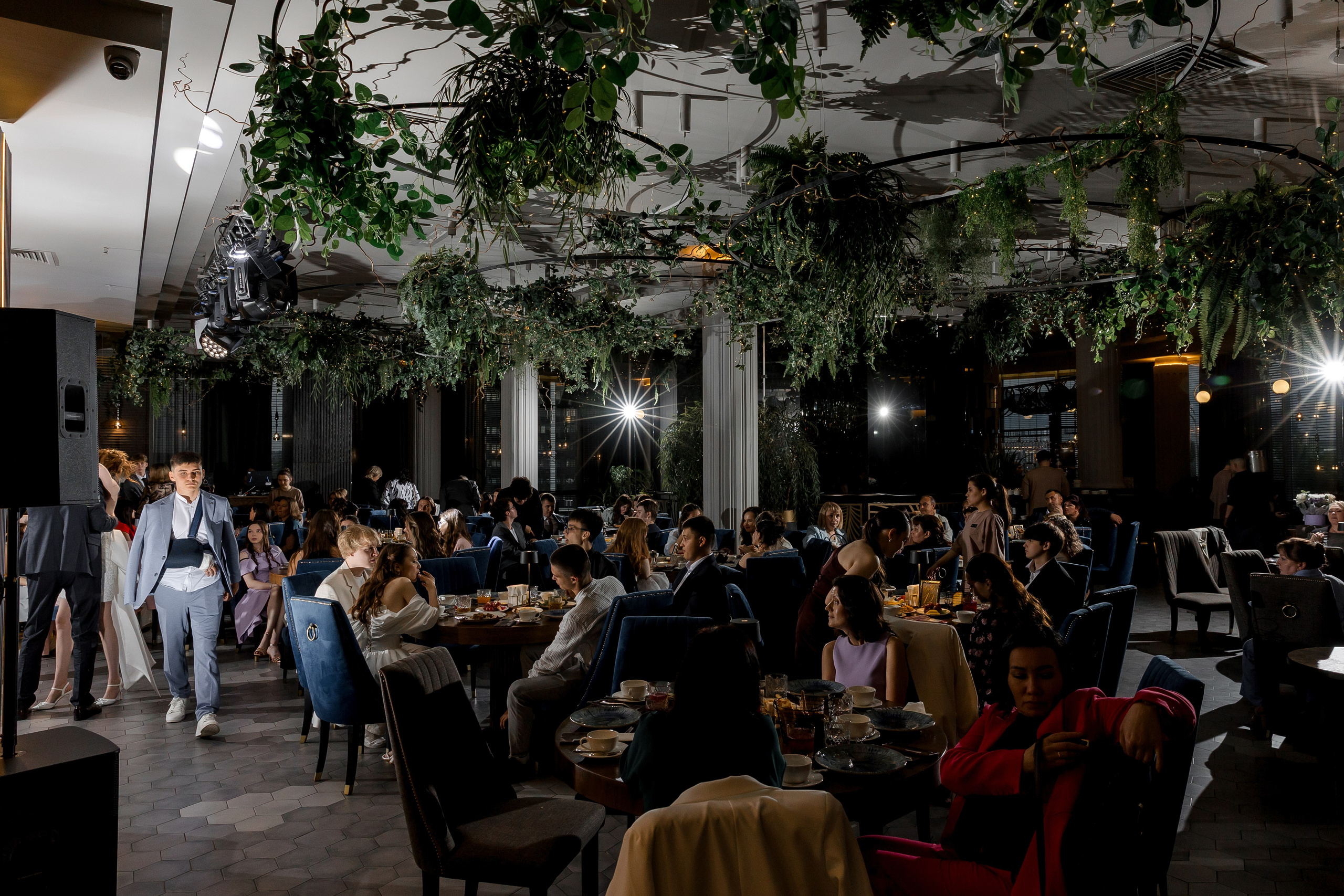 ВЫПУСКНОЙ CHEESERIA-Гимназия 33. Свадебный и семейный фотограф Динар Гильмутдинов