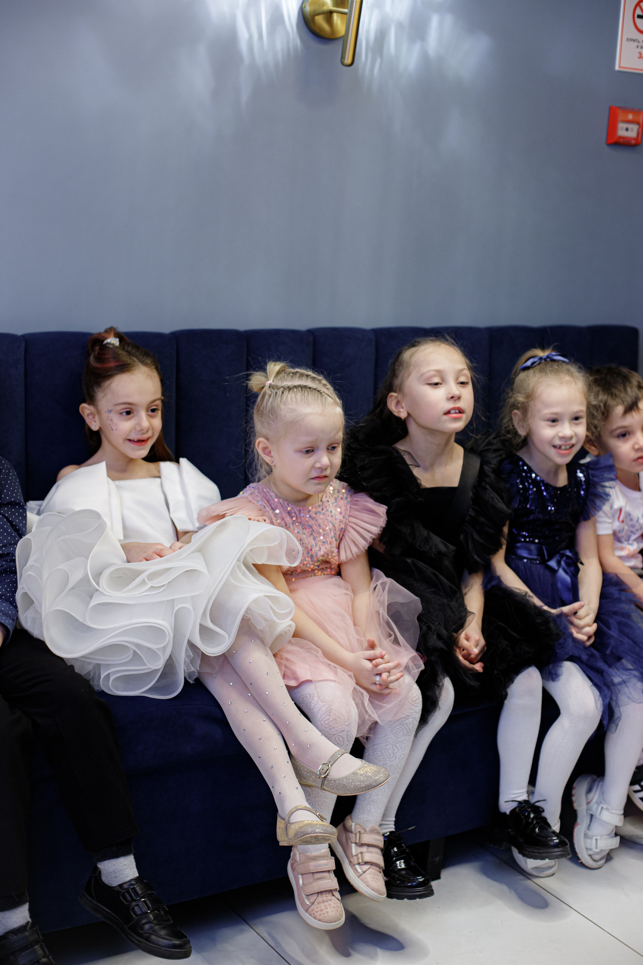 ASIA'S BIRTHDAY PARTY. Photokarish