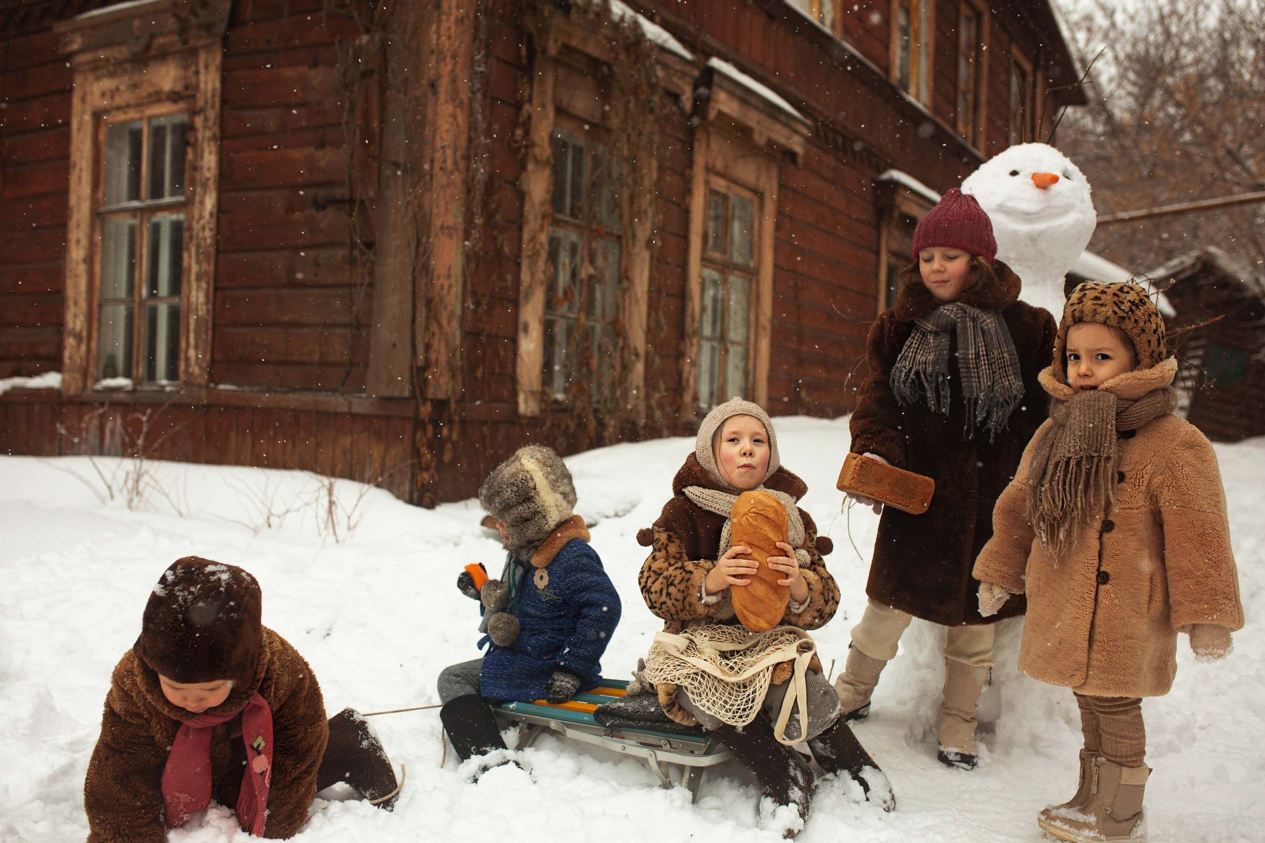 Мы лепим снеговика!. Съемка Таинств Крещения Венчания, детские и семейные съемки в Пензе