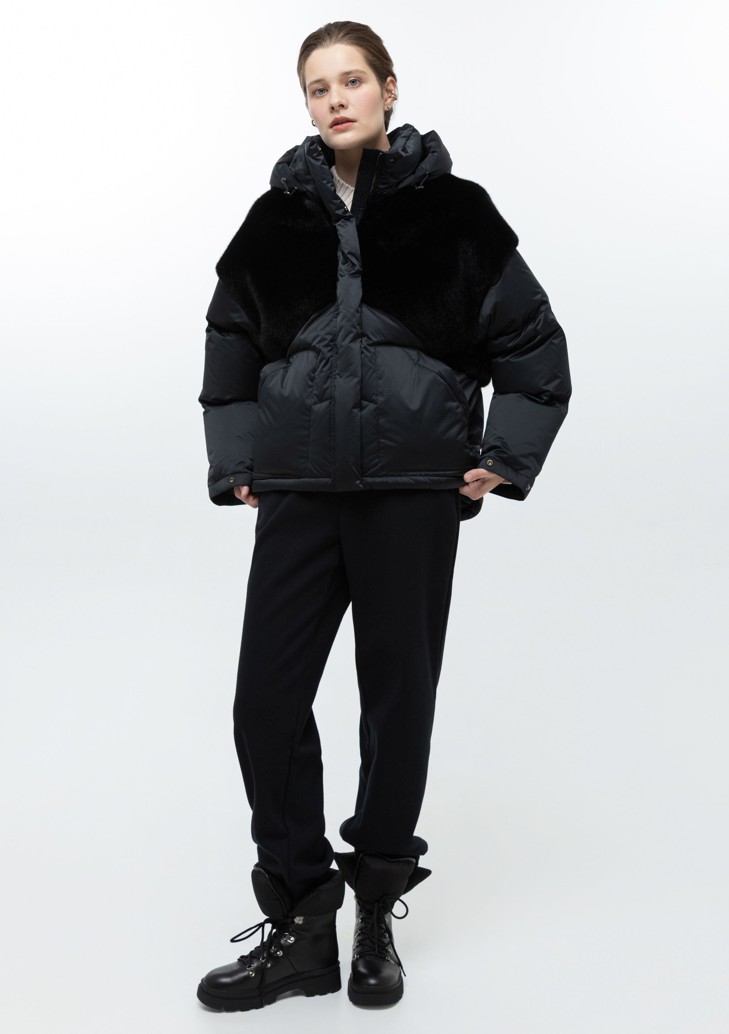 Каталог. Верхняя одежда + трикотаж бренда. 4ч,. Визажист для брендов, Фэшн продюсер Олеся Глушкова