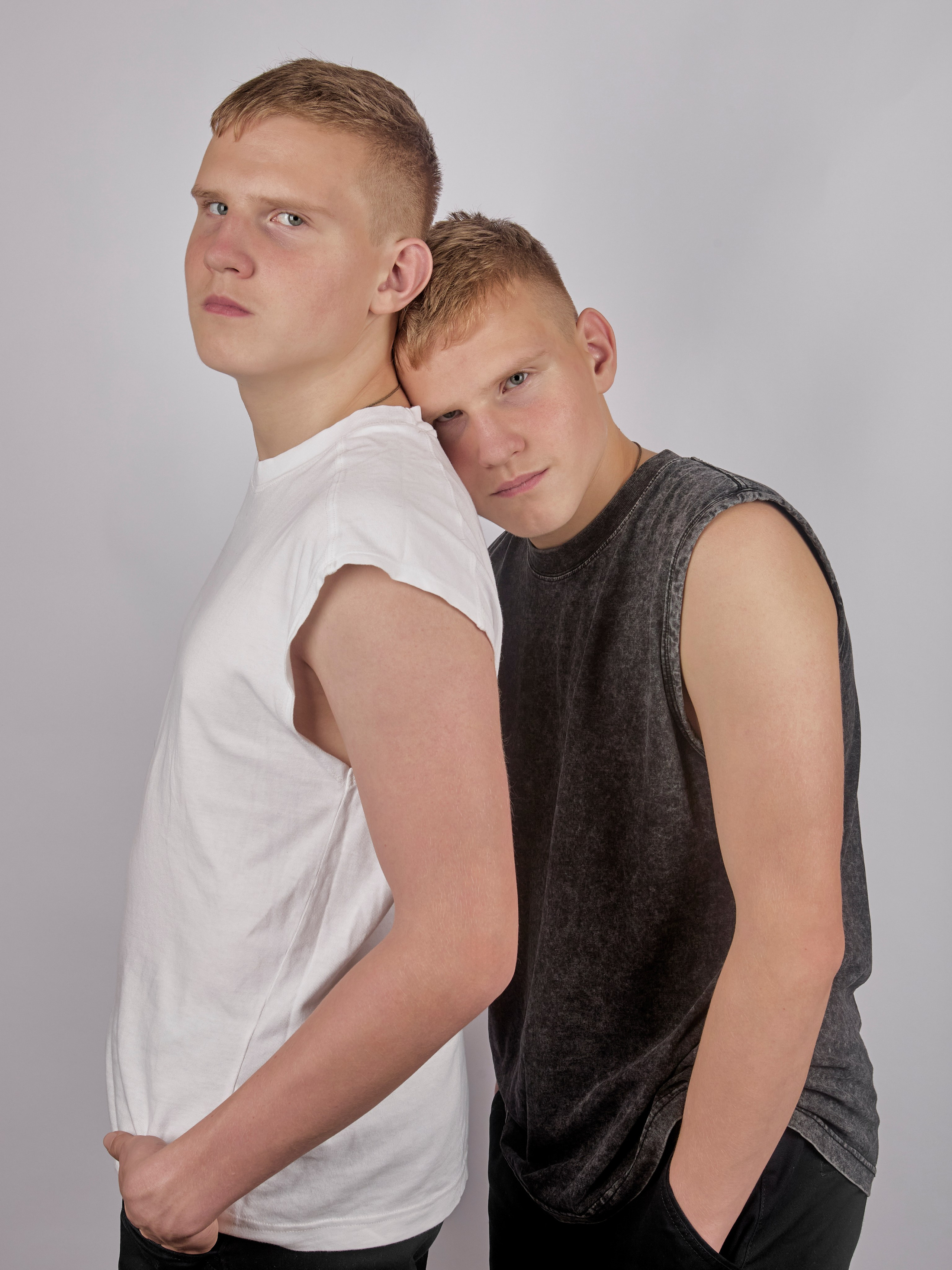 Близнецы Олег и Глеб. Предметный и семейный фотограф в Санкт-Петербурге Катерина Стеклова