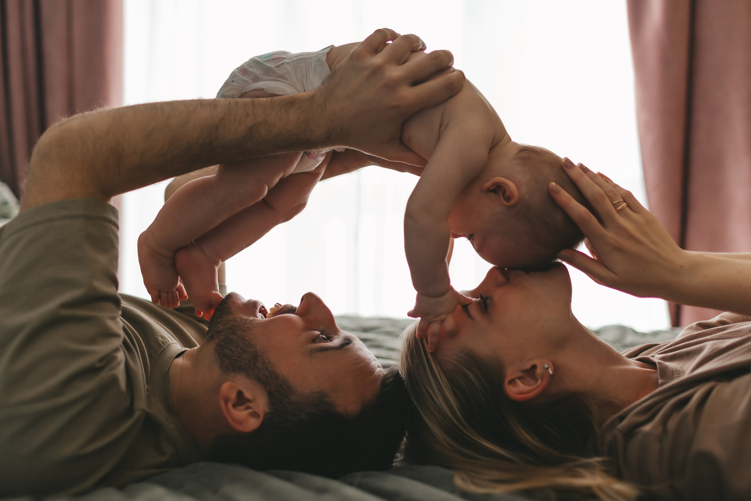 Женя, Юля и Вероника (домашняя фотосессия). Семейный и детский фотограф и видеограф в Москве, Дрокина Наталья