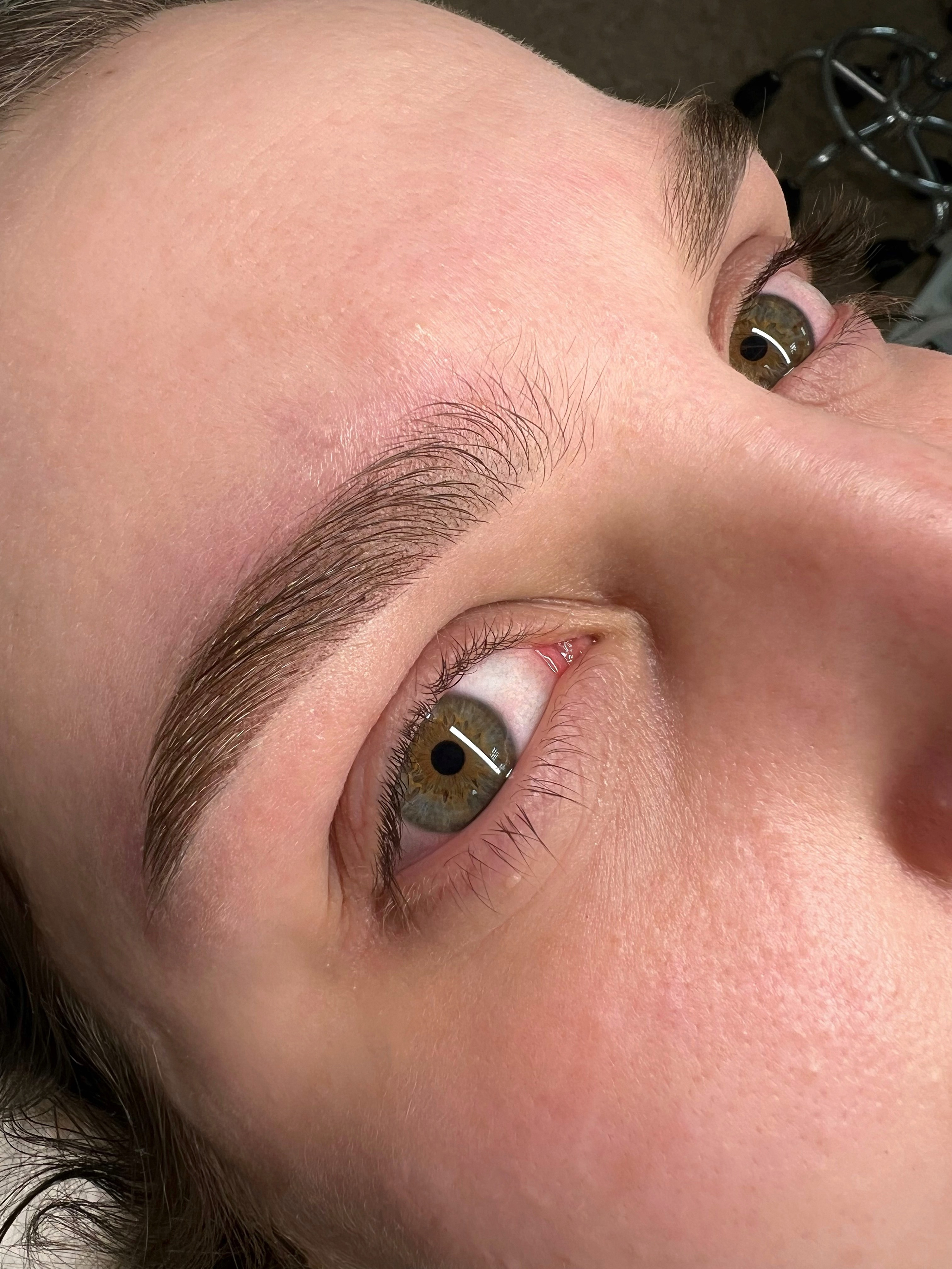 Алина. Студия перманентного макияжа, косметологии и массажа SYMMETRY в Москве, м. Киевская