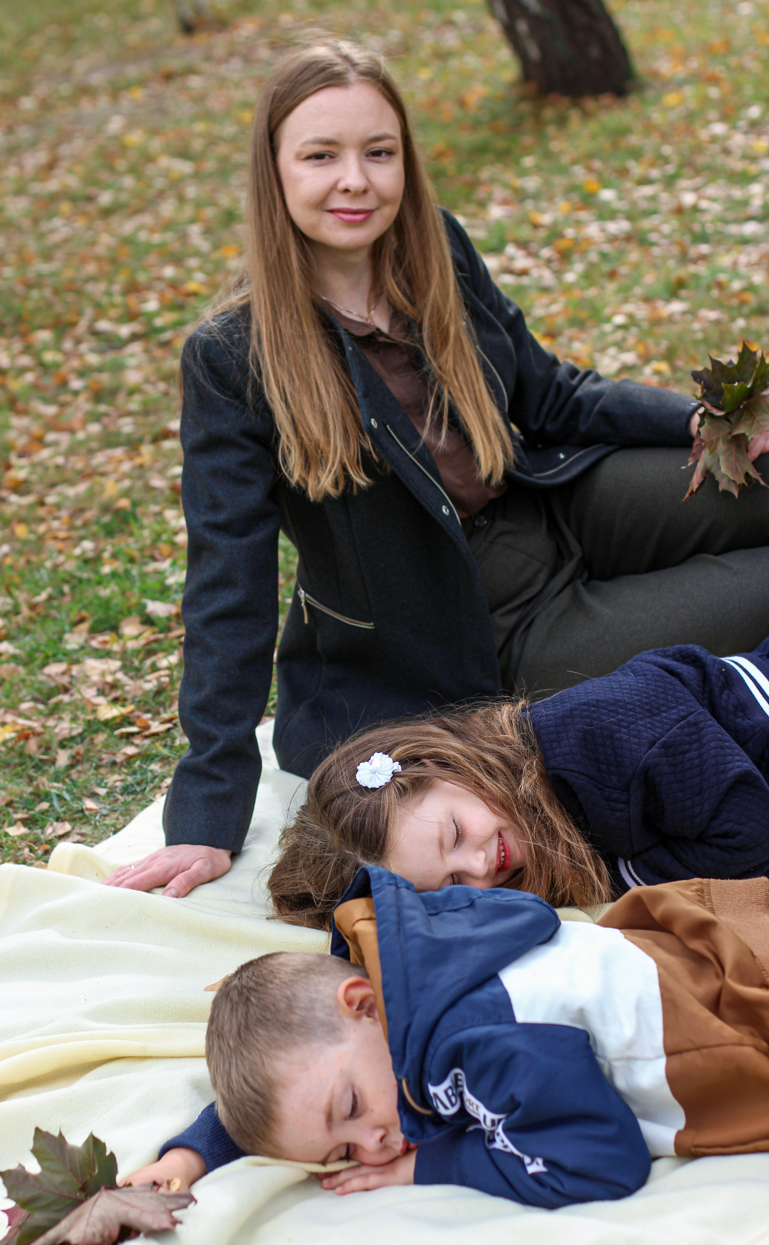 Небольшая семейная прогулка по парку. Ваш личный фотограф в Москве Мила