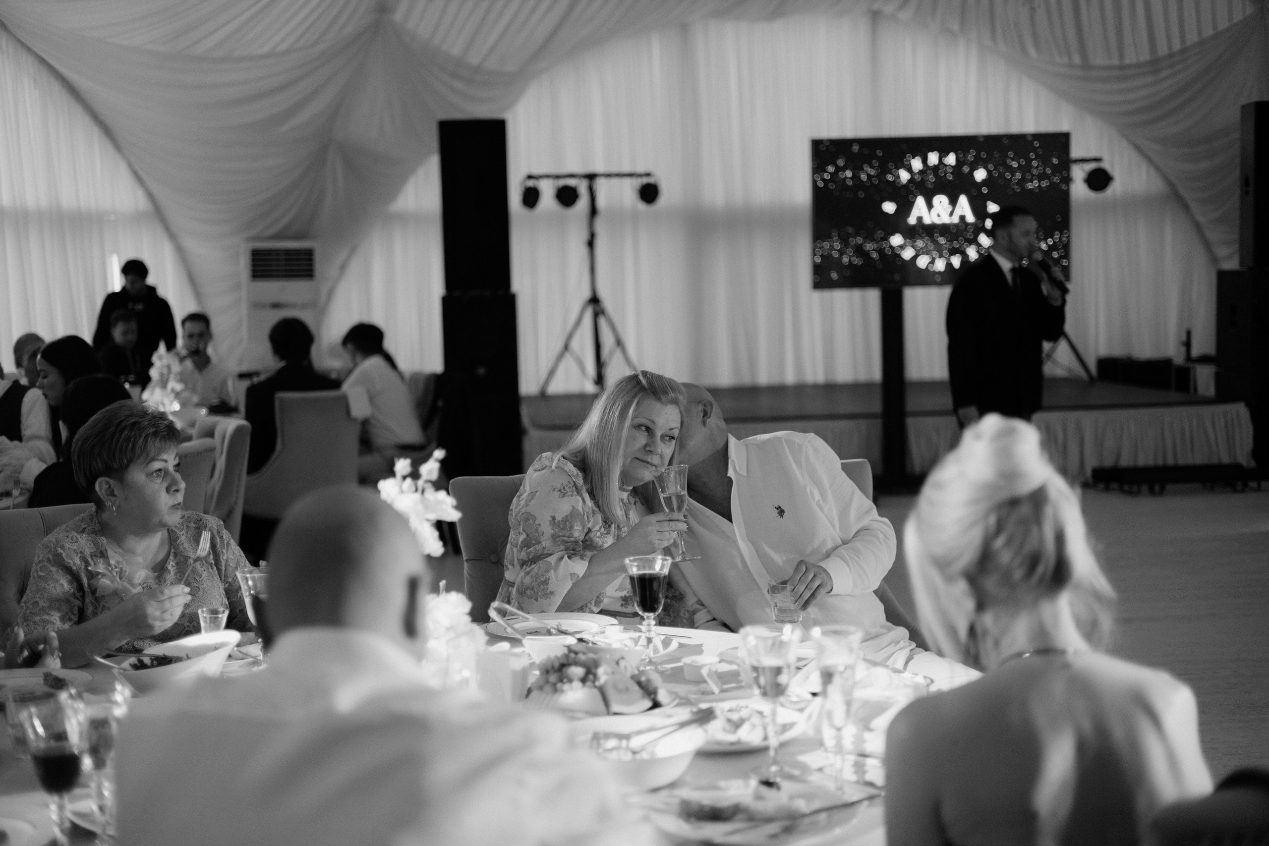 Аня и Саша. Свадьба в Юдино парк. Свадебный и портретный фотограф в Москве Анастасия Масюк