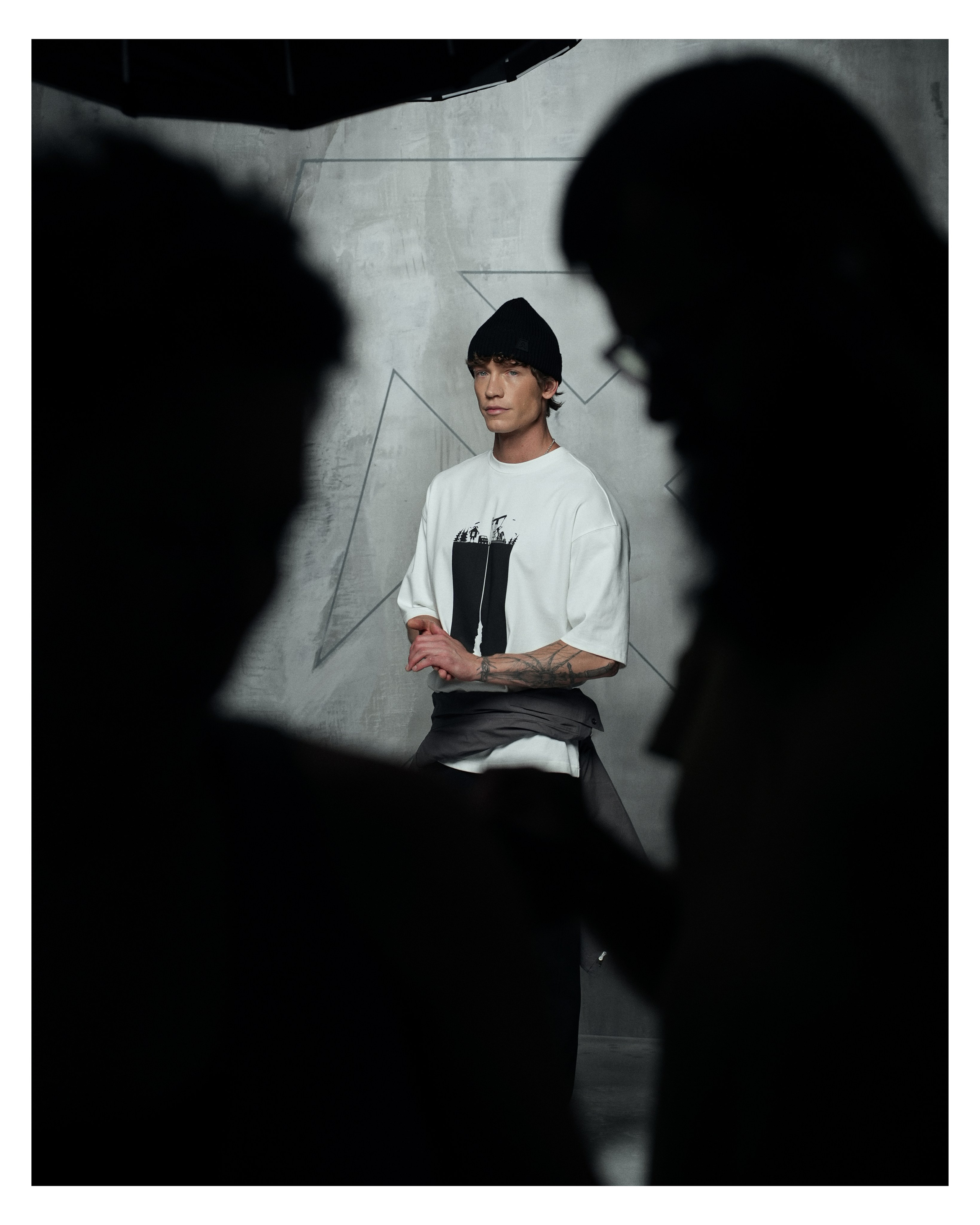 PAVILION 25. ANNA — PHOTOGRAPHER