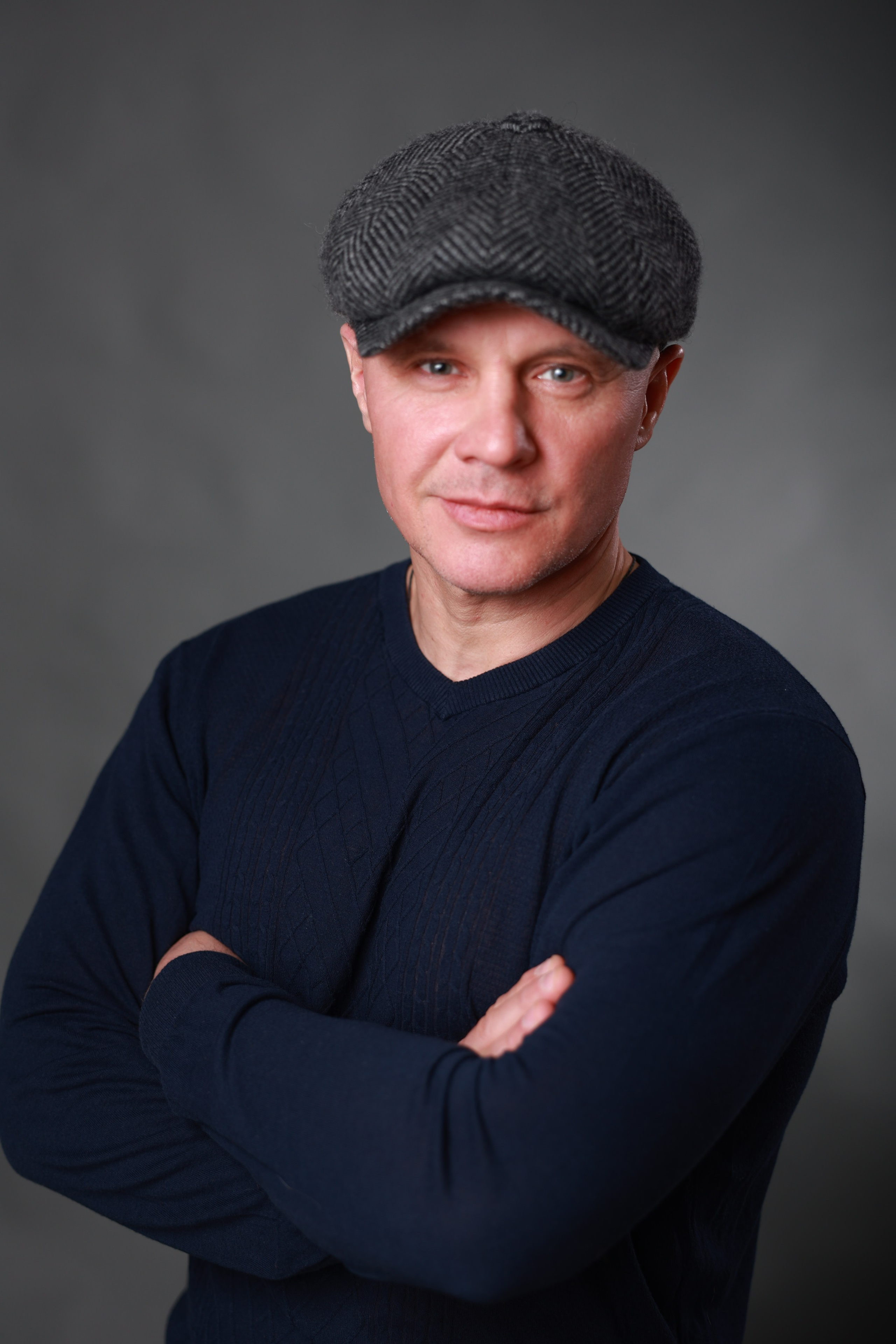 Студийная съёмка. Денис Волк актёр / модель