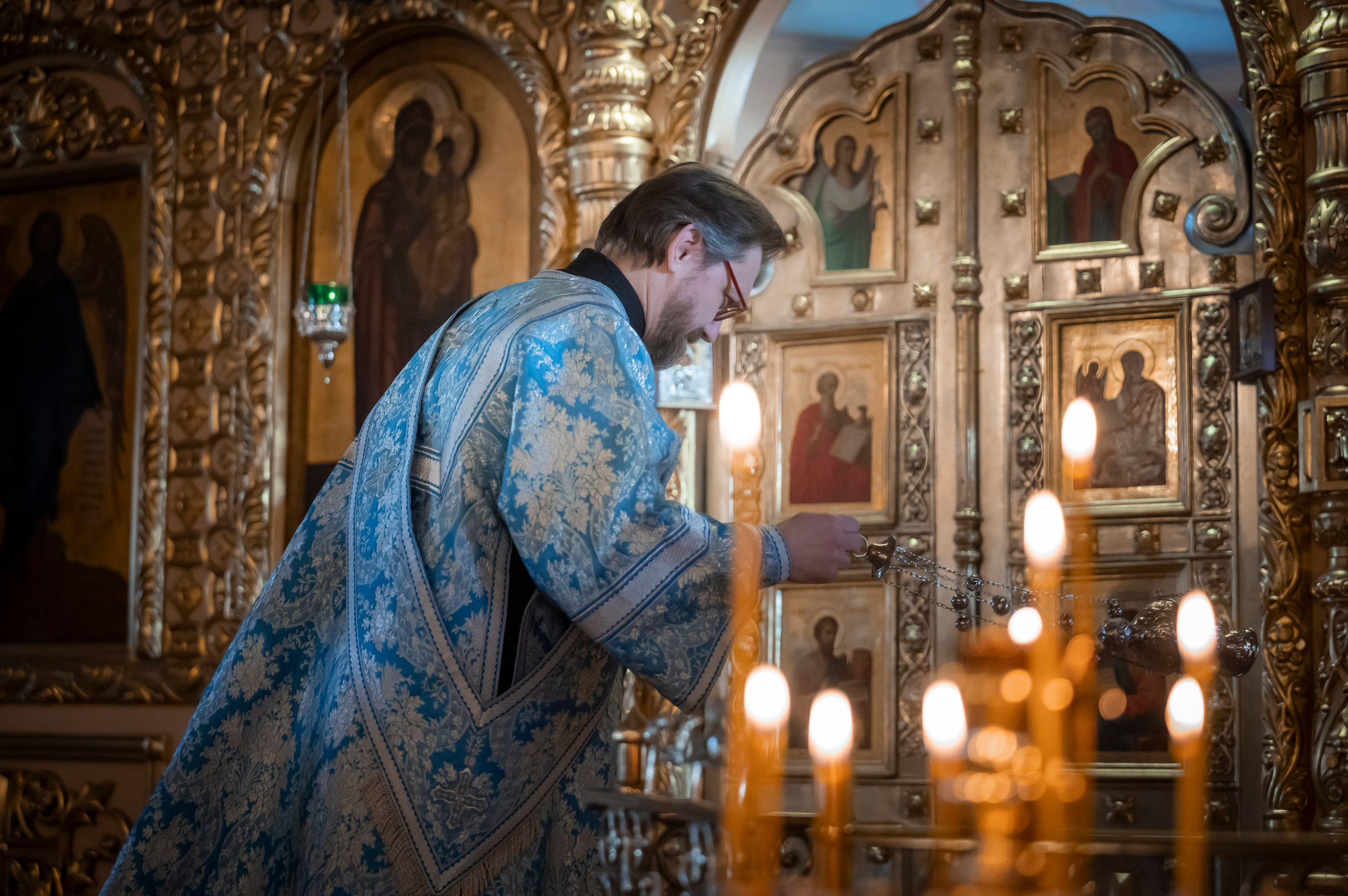 Богородский храм. Благовещение. Божественная Литургия. Антон и Татьяна Денисенко — В храме