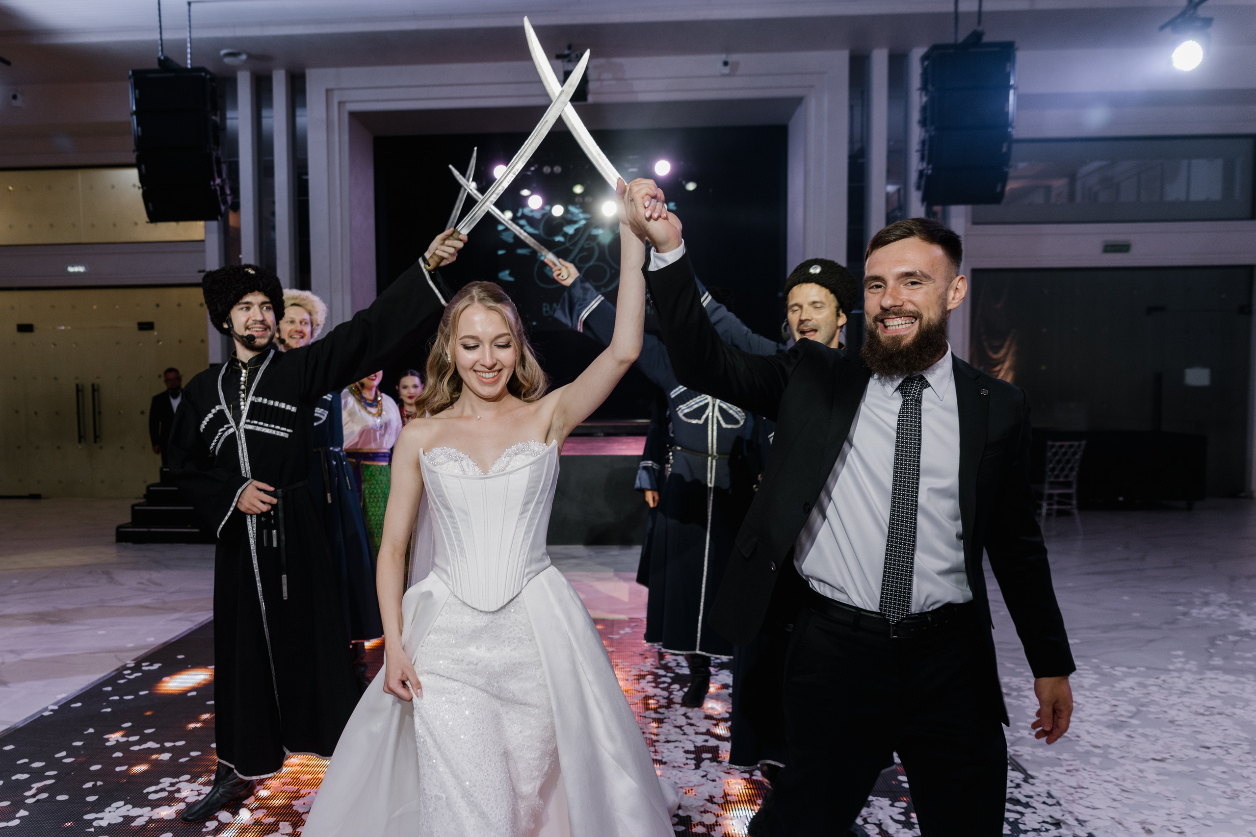 Вадим и Арина. Свадебный фотограф в Пятигорске и КМВ Софья Аджикеримова