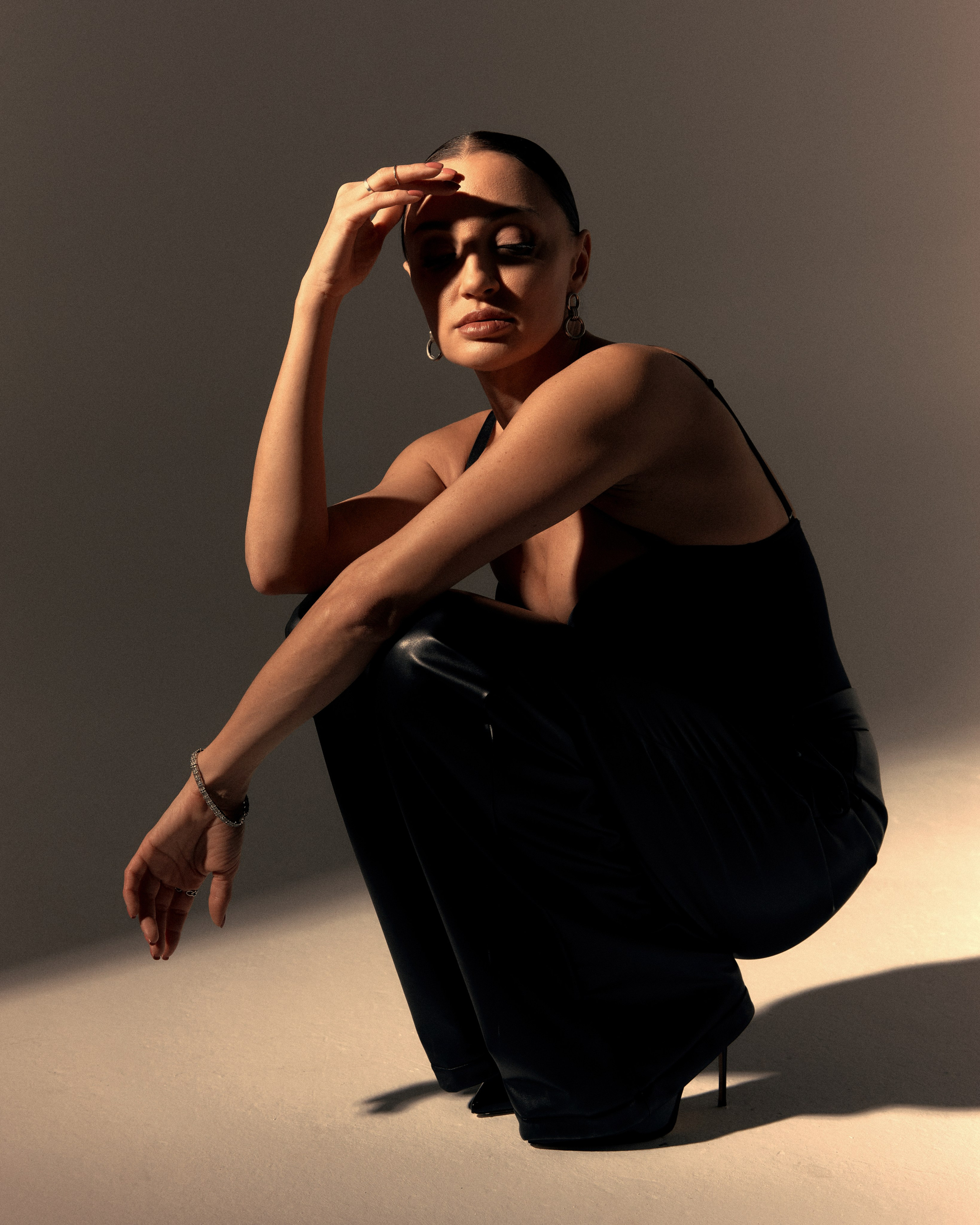 Lena Platonova. Фотограф Sasha Saunder