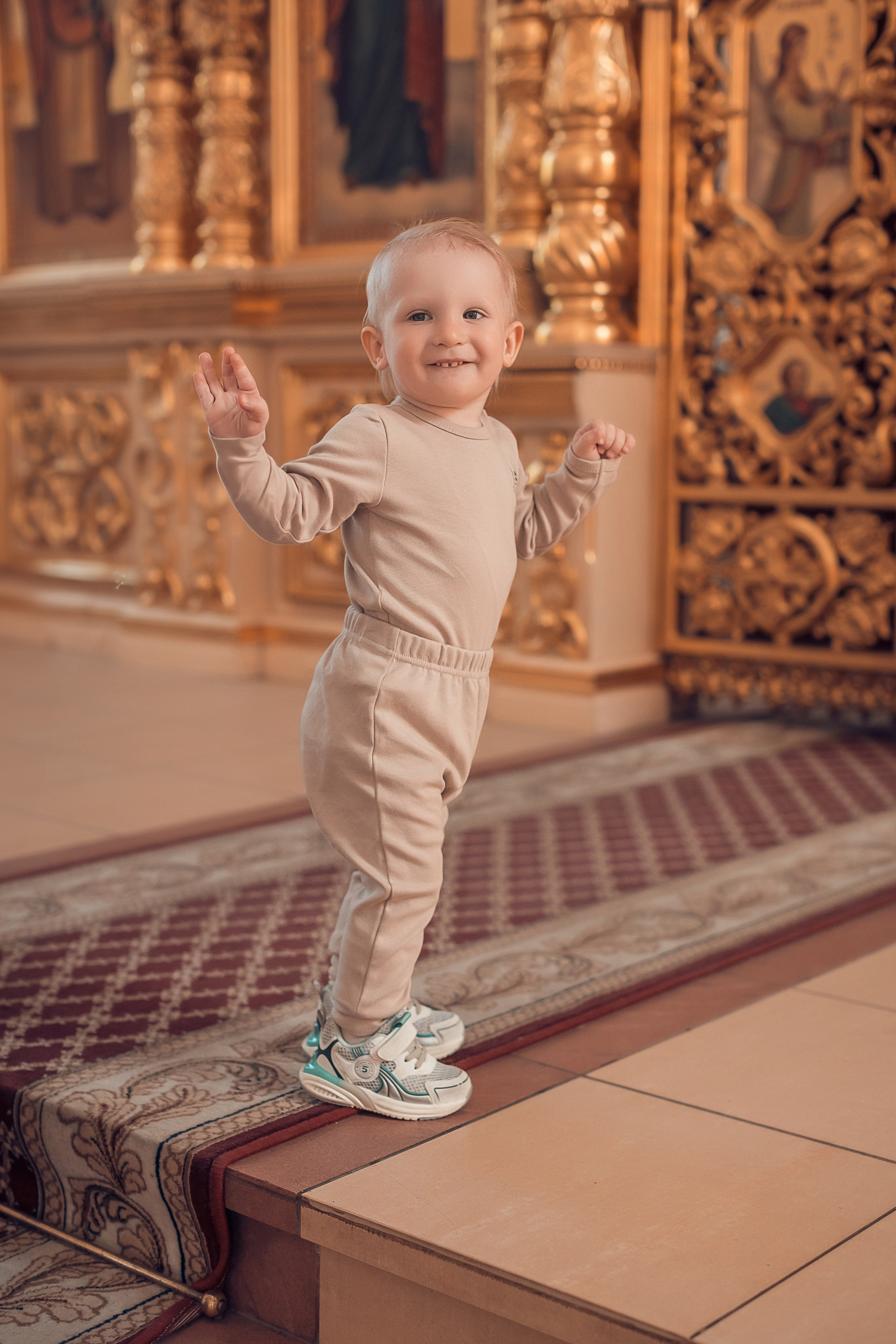 Таинство Крещение Фёдора в Казанском храме. Главная