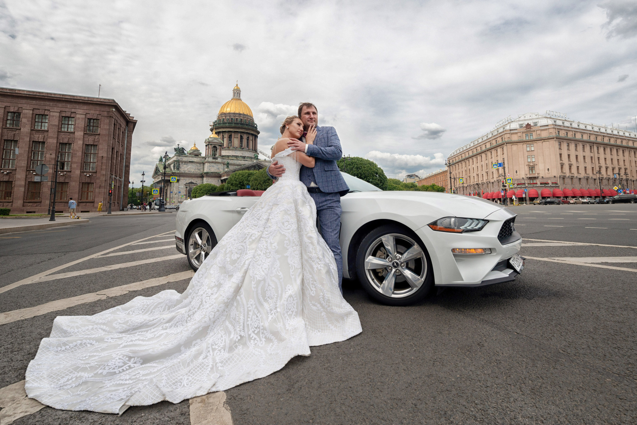 Анастасия и Игорь (фотосессия во Втором Дворце Бракосочетания, Польский сад, здание городской Ратуши). Портретный, семейный и свадебный фотограф в Санкт-Петербурге и в Пушкине Ширяев Денис