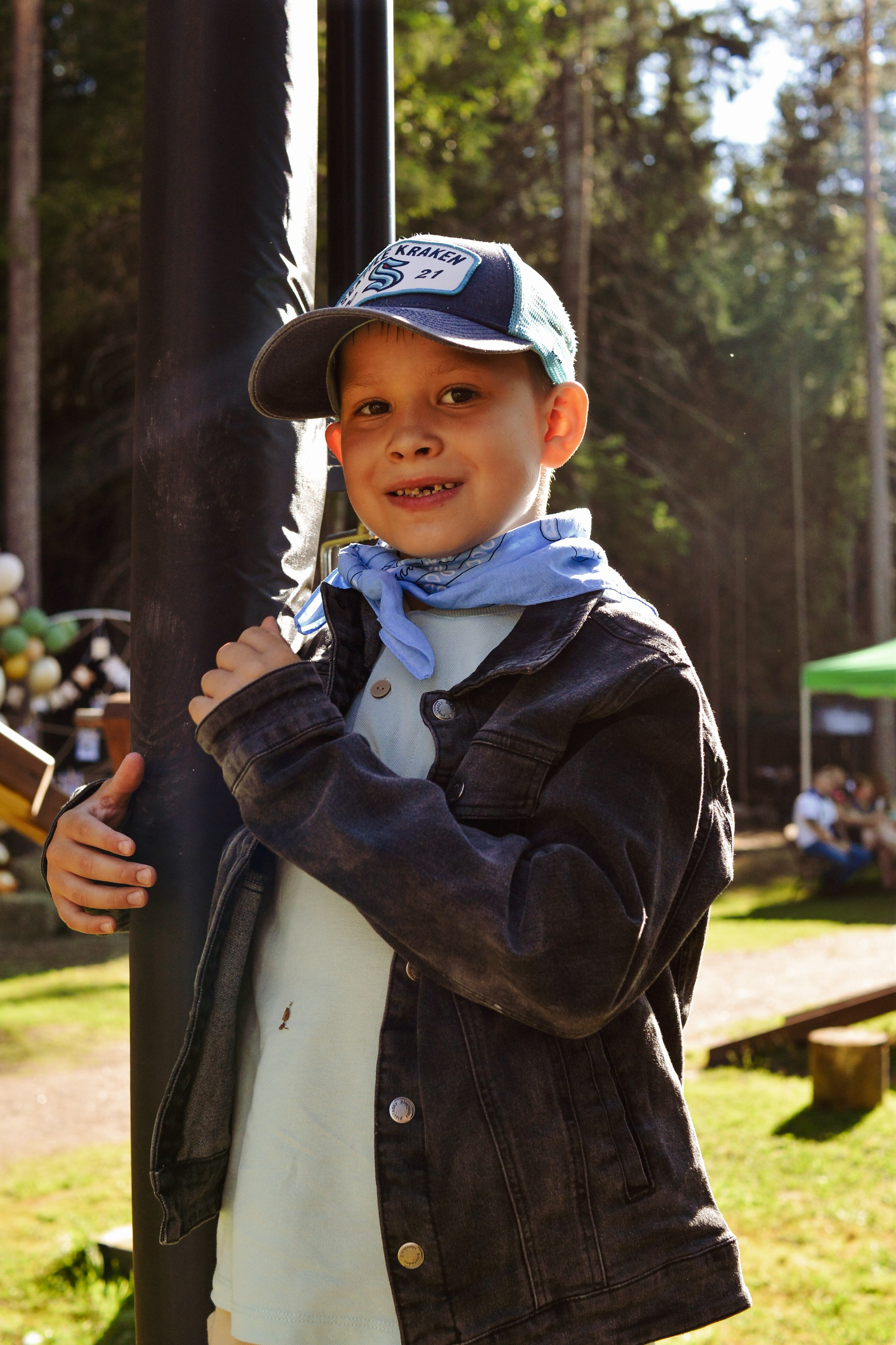 День рождения. ОЧЕНЬ ПЛОХОЙ ФОТОГРАФ